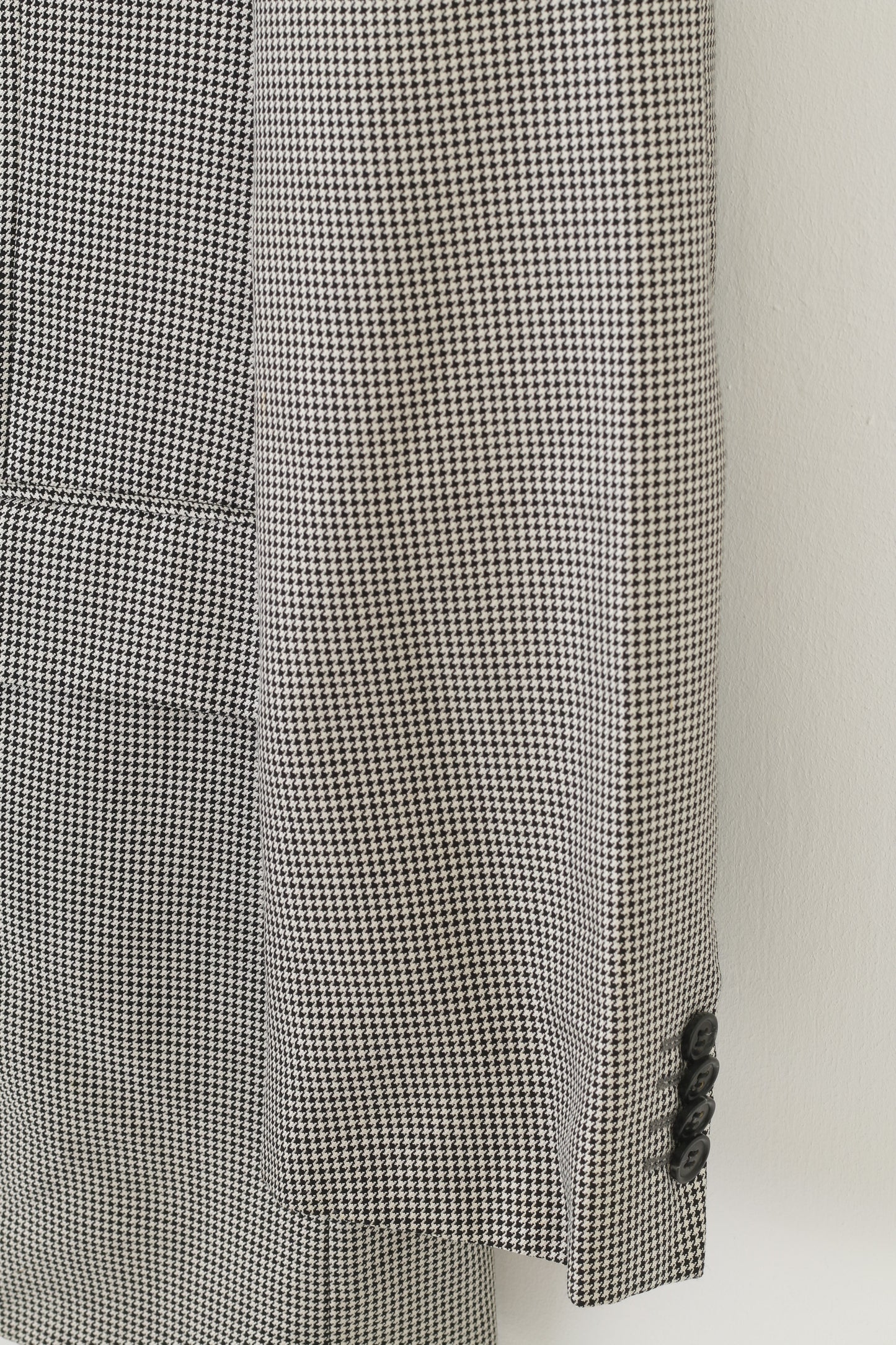 Pierre Cardin Men 102 L Blazer Black White Pattern Checkered Silk Wool Blend Single Breasted Jacket