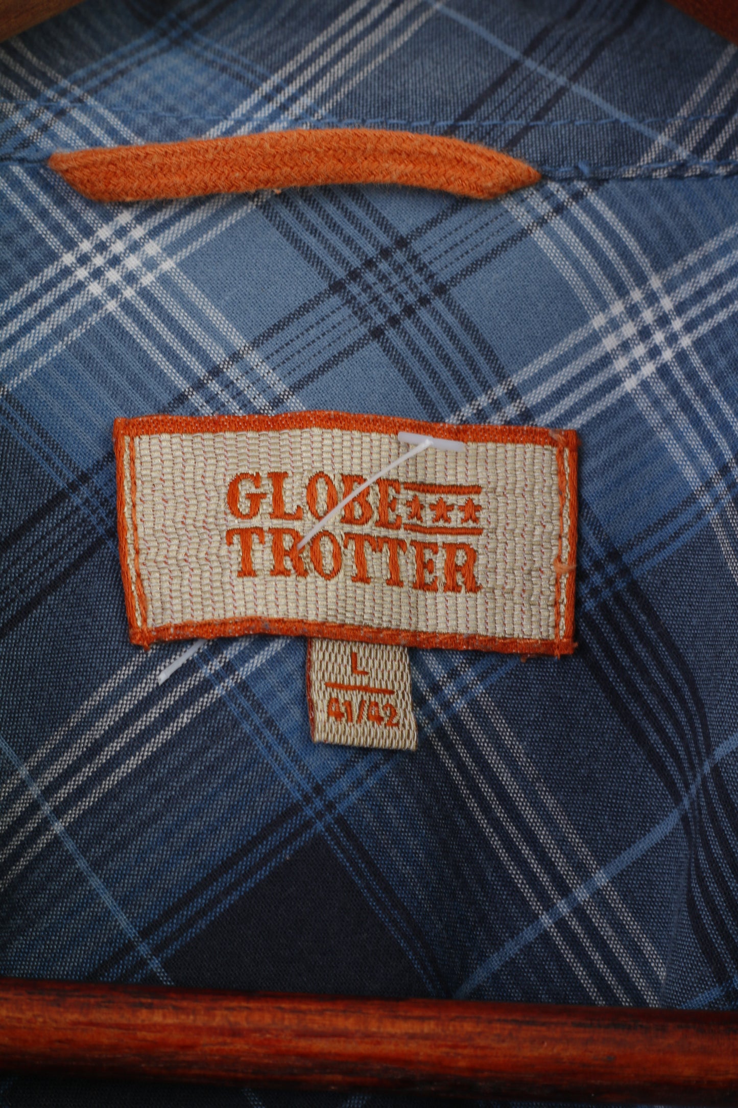 Globetrotter Men L 4142 Casual Shirt Checkered  Down Collar Blue Long Sleeve Cotton Top