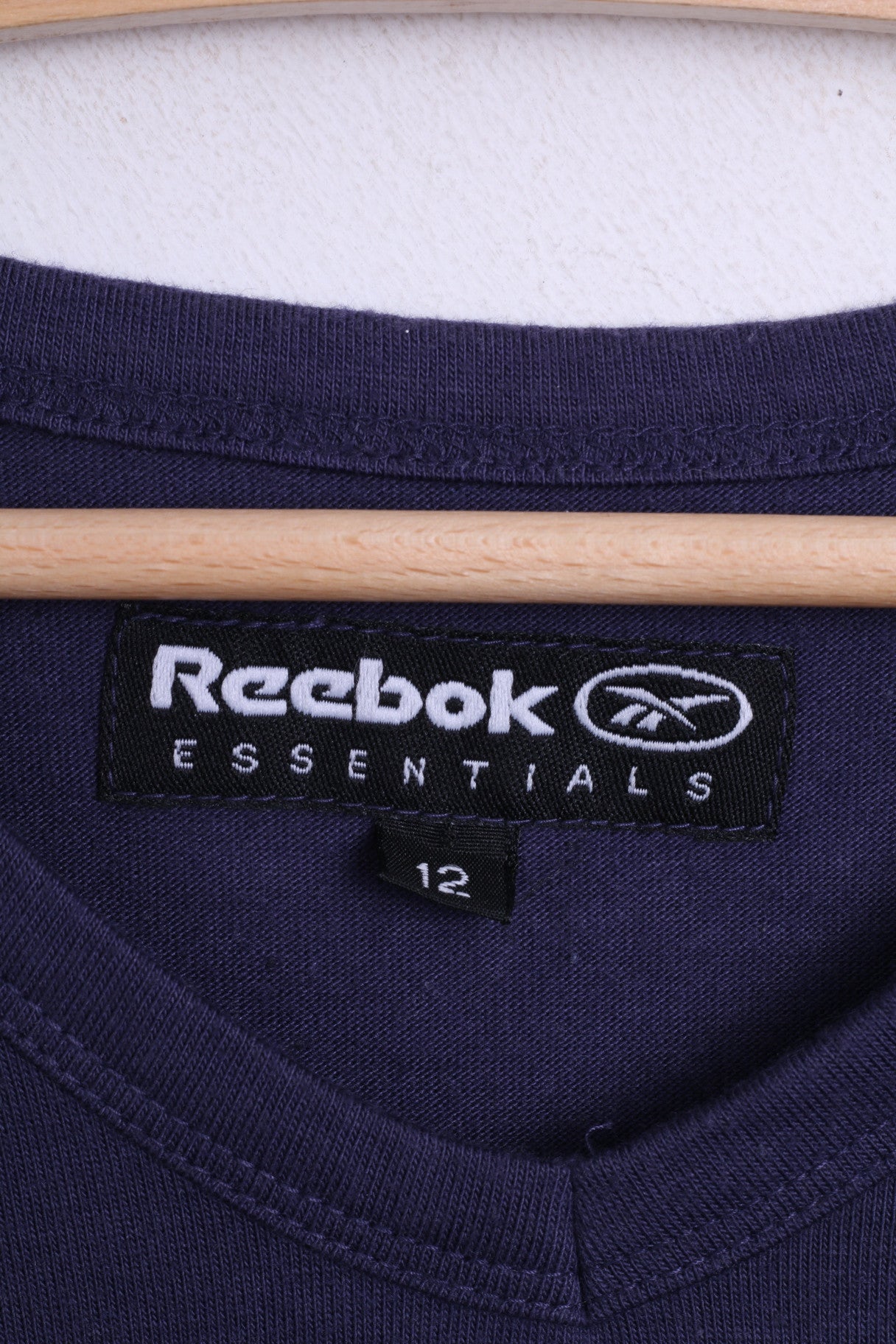 Reebok Essentials Womens 12 Shirt Cotton Navy V Neck Sport