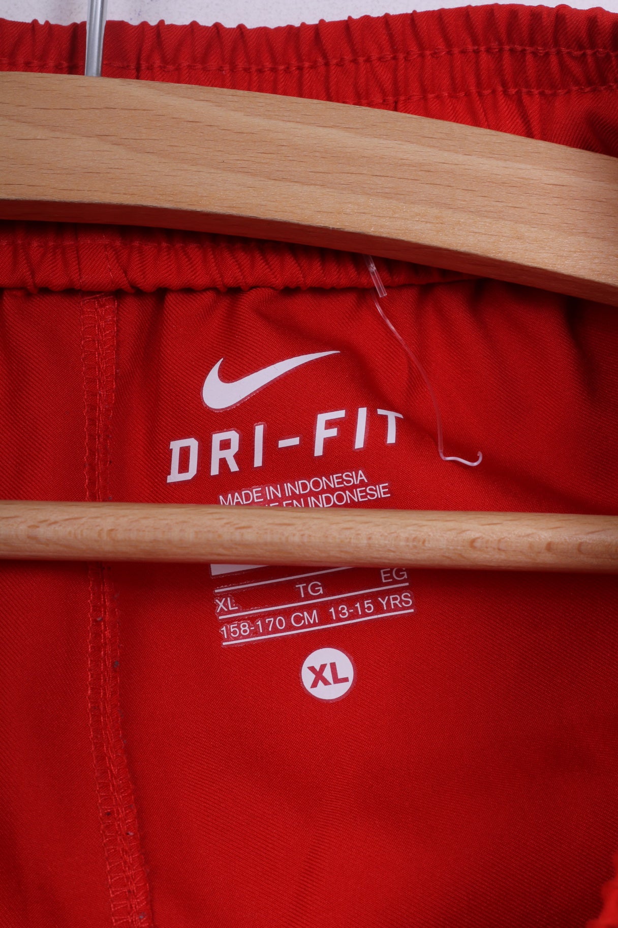 Nike England National Football Team Boys XL 13-15 Yrs Shorts Sportswear Red Dri-Fit