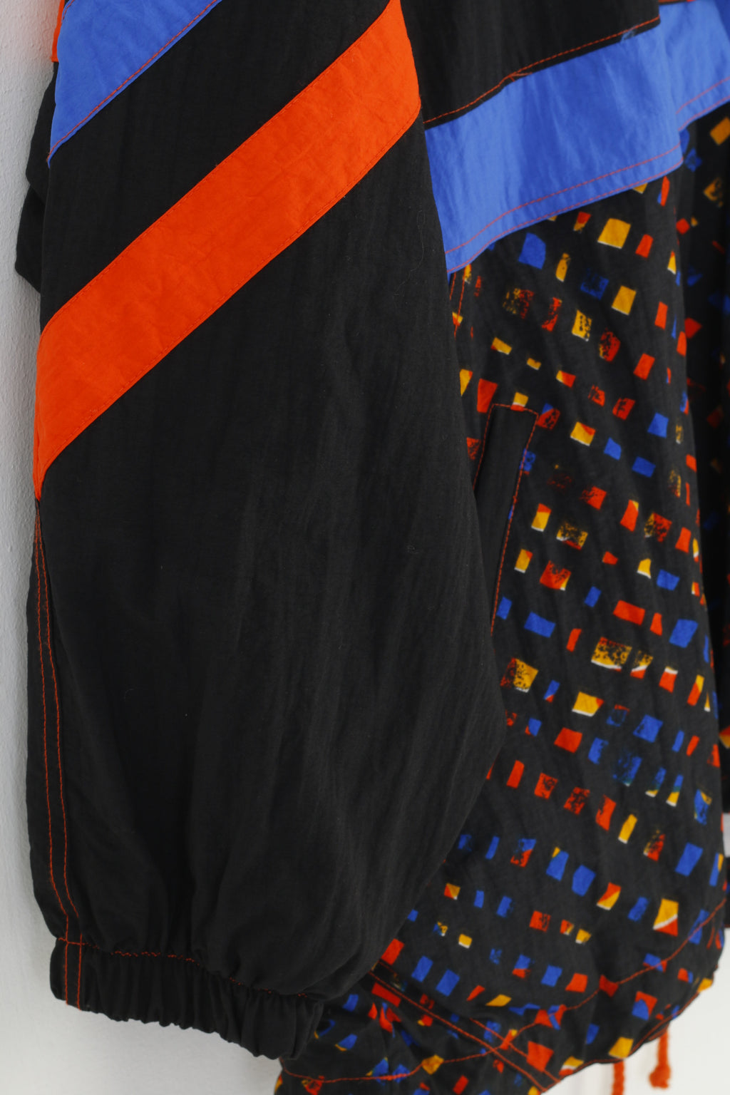 Formicula Women 164 M Jacket Black Zip Neck Nylon Waterproof 90s Vintage Geomteric Print Top