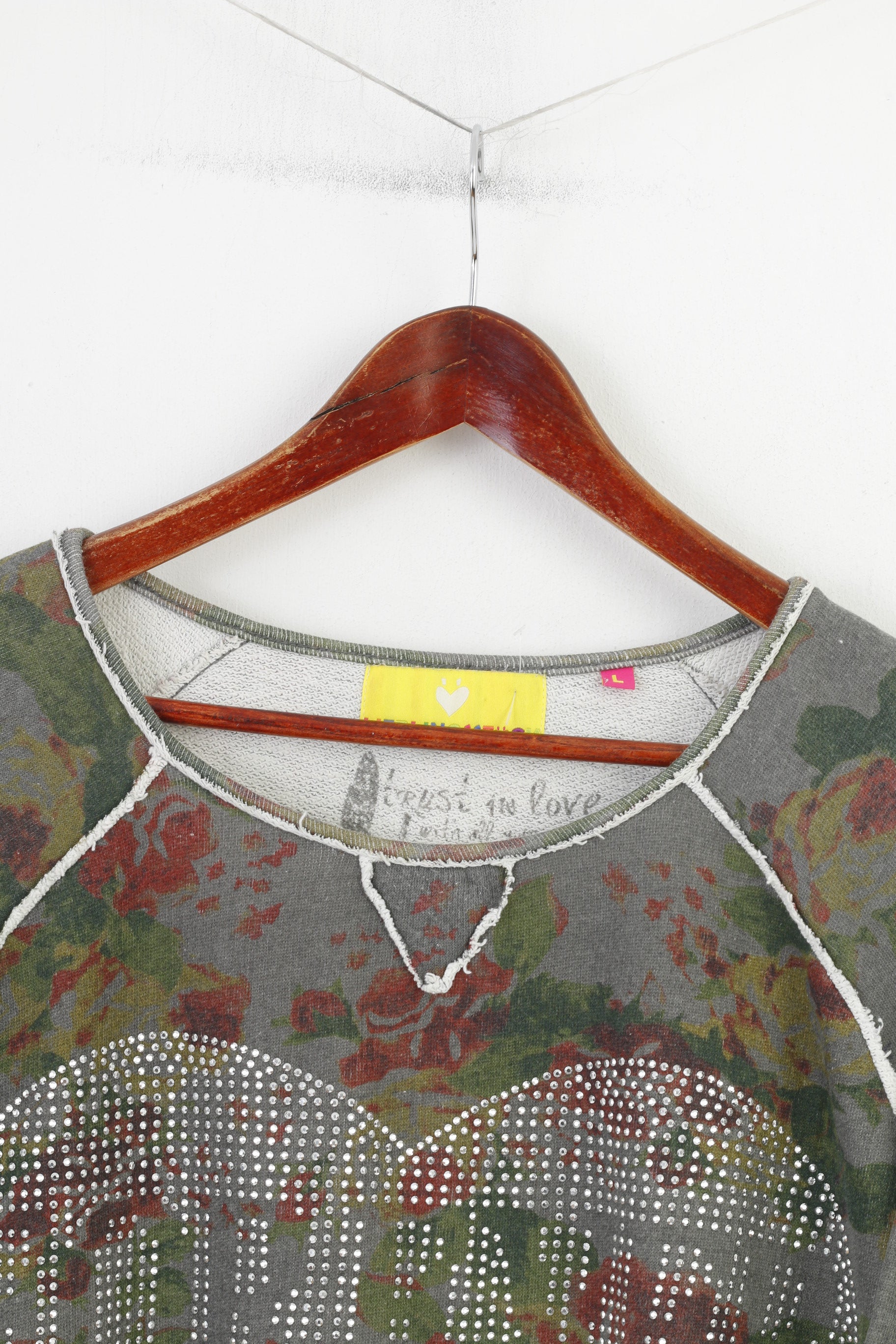 Lieblingsstock Woman L Shirt Khaki Long Sleeve Heart Graphic Vintage Crew Neck Cotton Flower Print Top