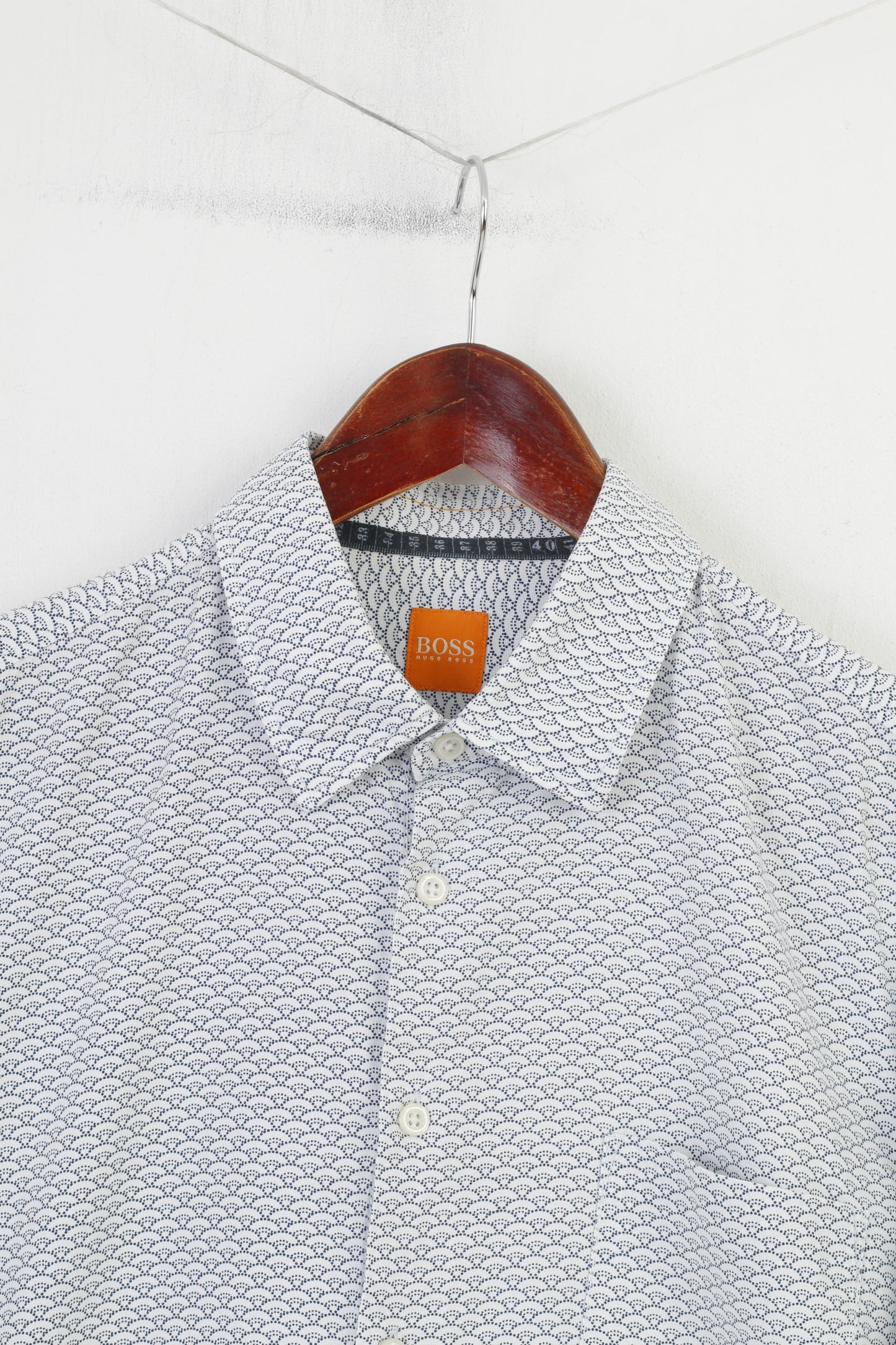 Hugo Boss Camicia casual da uomo L Top geometrico slim fit a maniche lunghe stampato in cotone bianco blu