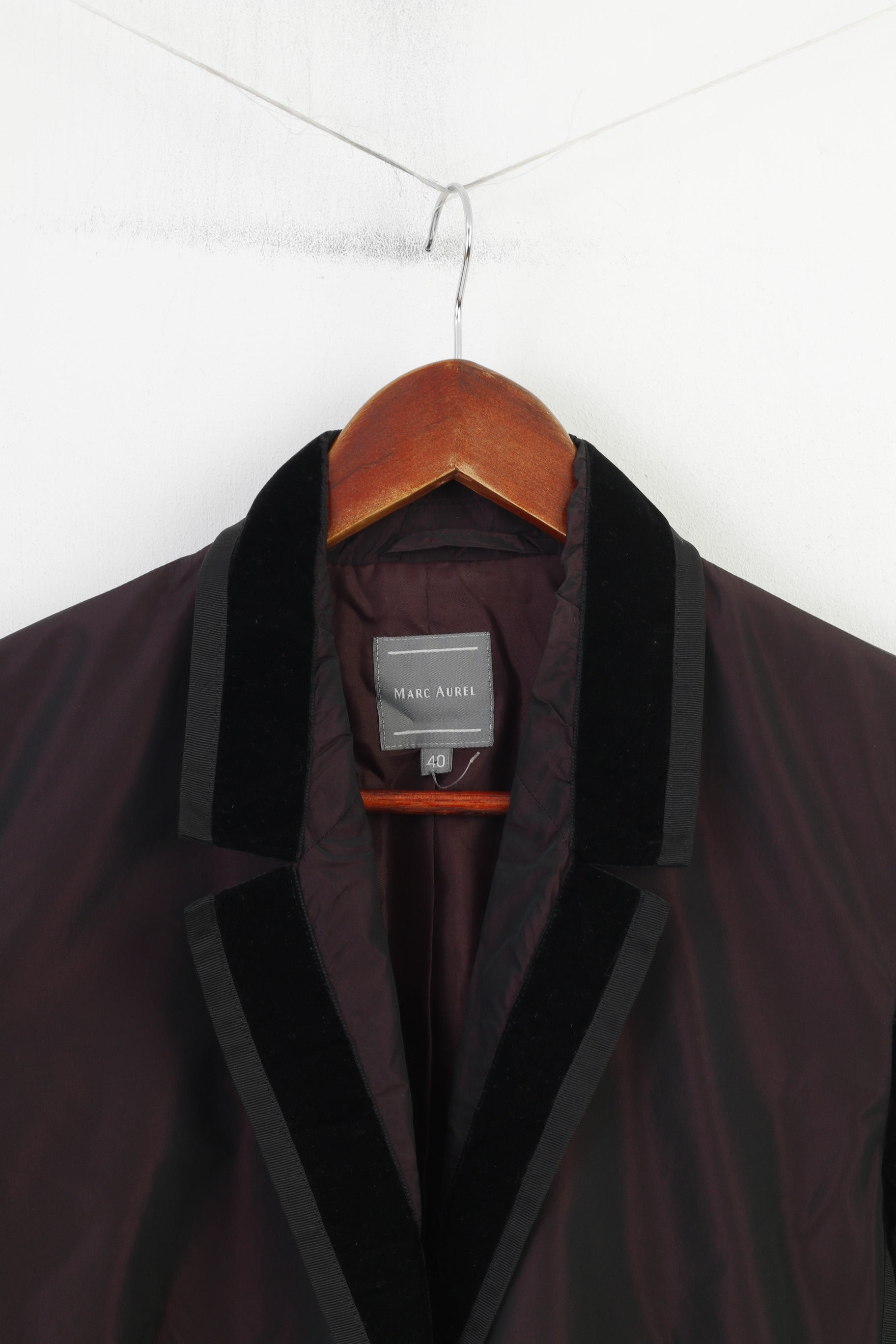 Marc Aurel Women 40 M Blazer  Purple Shiny Shoulder Pads Single Breasted Bottoms Vintage Jacket