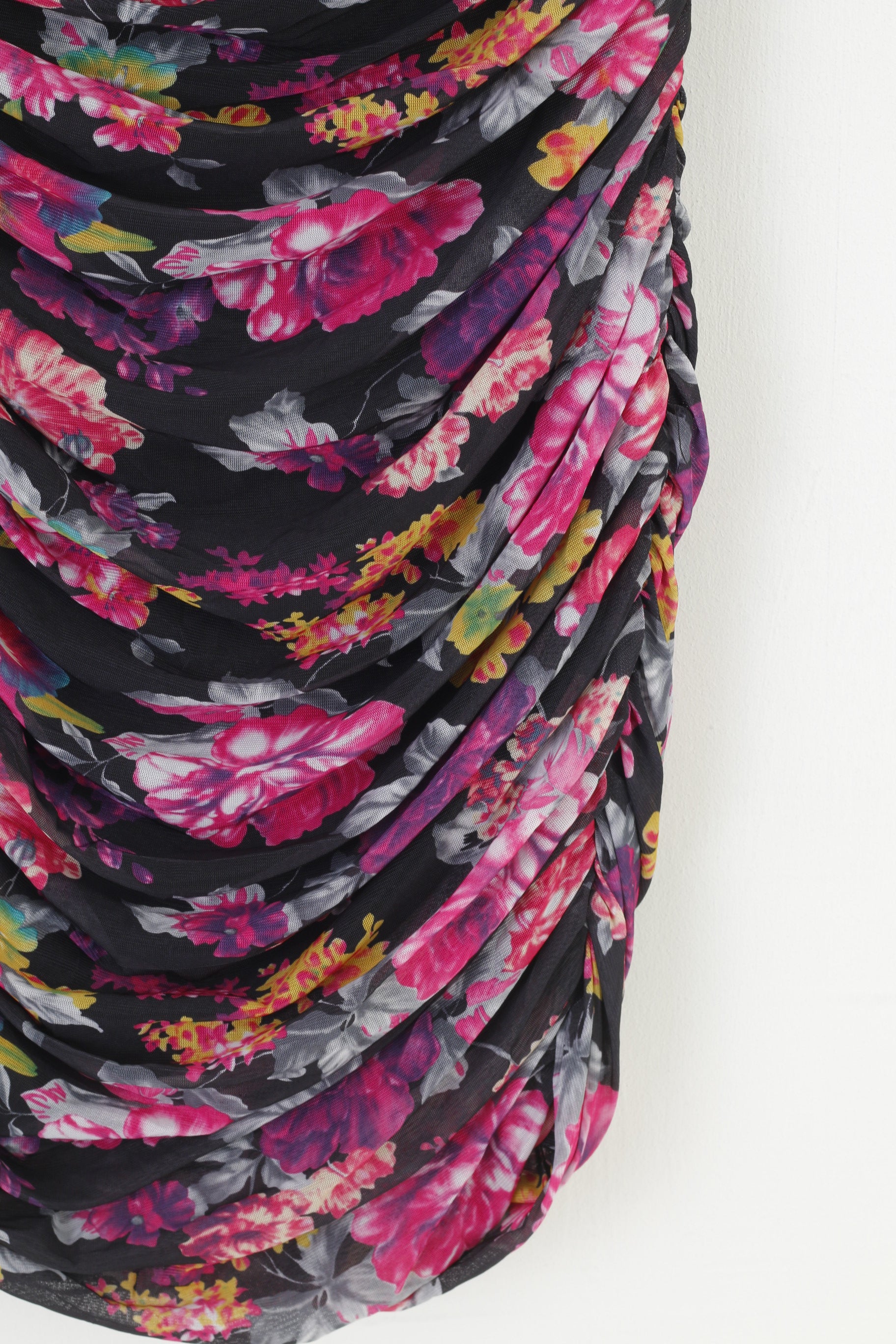 PussyCat London Mini robe rose bandeau à volants et fleurs noires pour femme