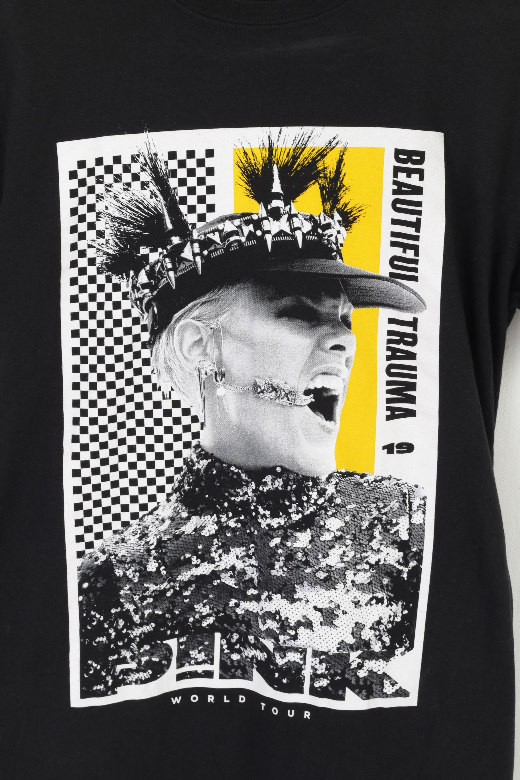 Pink Beautiful Trauma  World Tour Women M Shirt Black Cotton 2019 Music Top