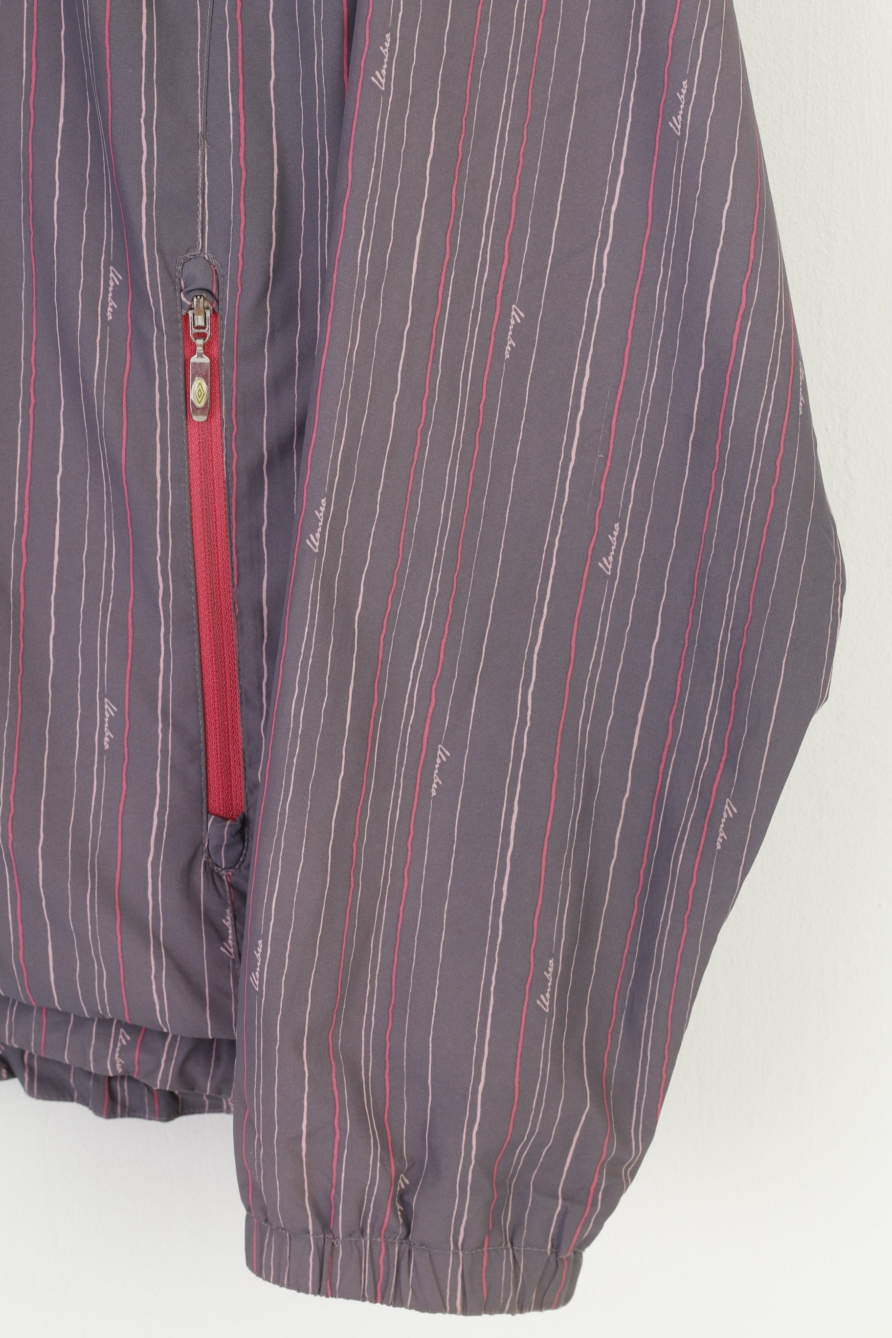 Umbro Women 40 L Jacket Striped Pink Outwear Full Zipper Lightweight Vintage Top
