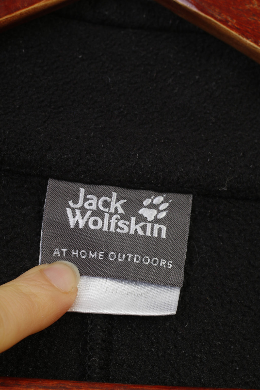 Jack Wolfskin Men M Fleece Black Full Zipper Vintage Padded Top