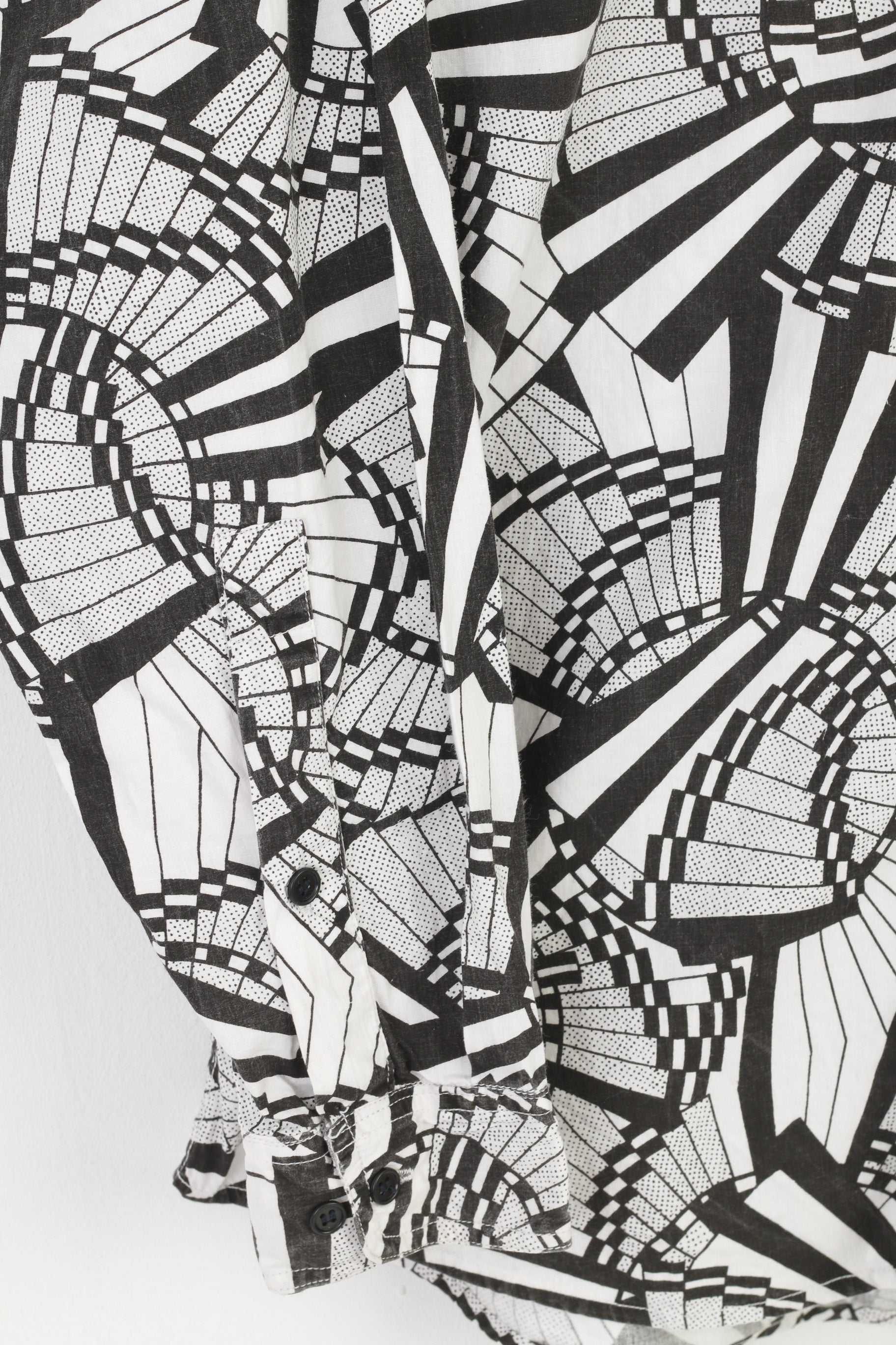 AD HOC Men M Casual Shirt Long Sleeve Collar Abstract Vintage Classic White Black Top