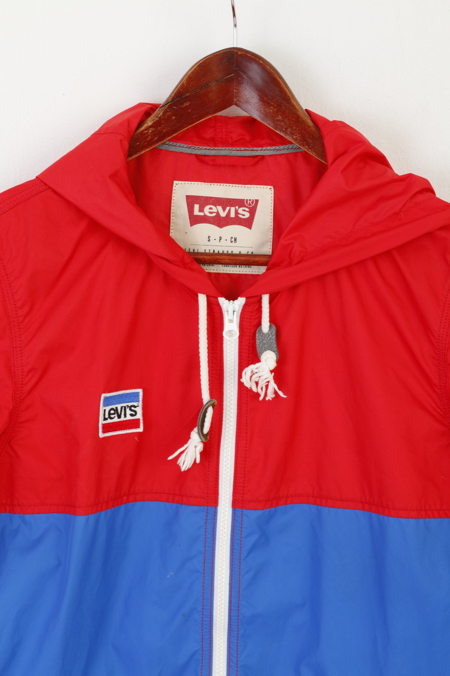 Levi's Men S Jacket Bleu Rouge Léger Pleine Fermeture Éclair À Capuche Haut Décontracté