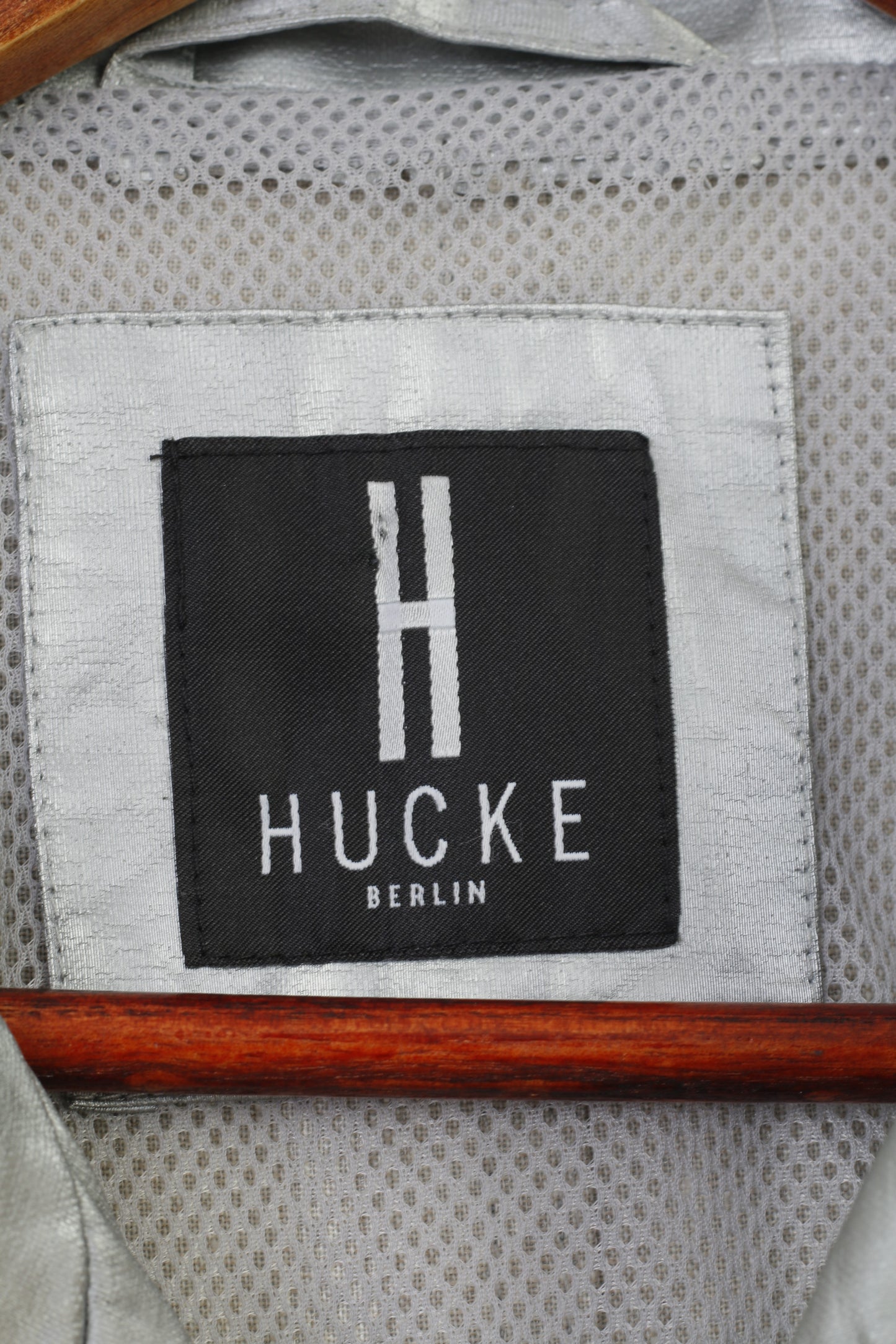 Hucke Berlin Women 16 XL Lightweight Jacket Silver Shiny Full Zipper Patches Vintage Snap Bottoms Pockets Top