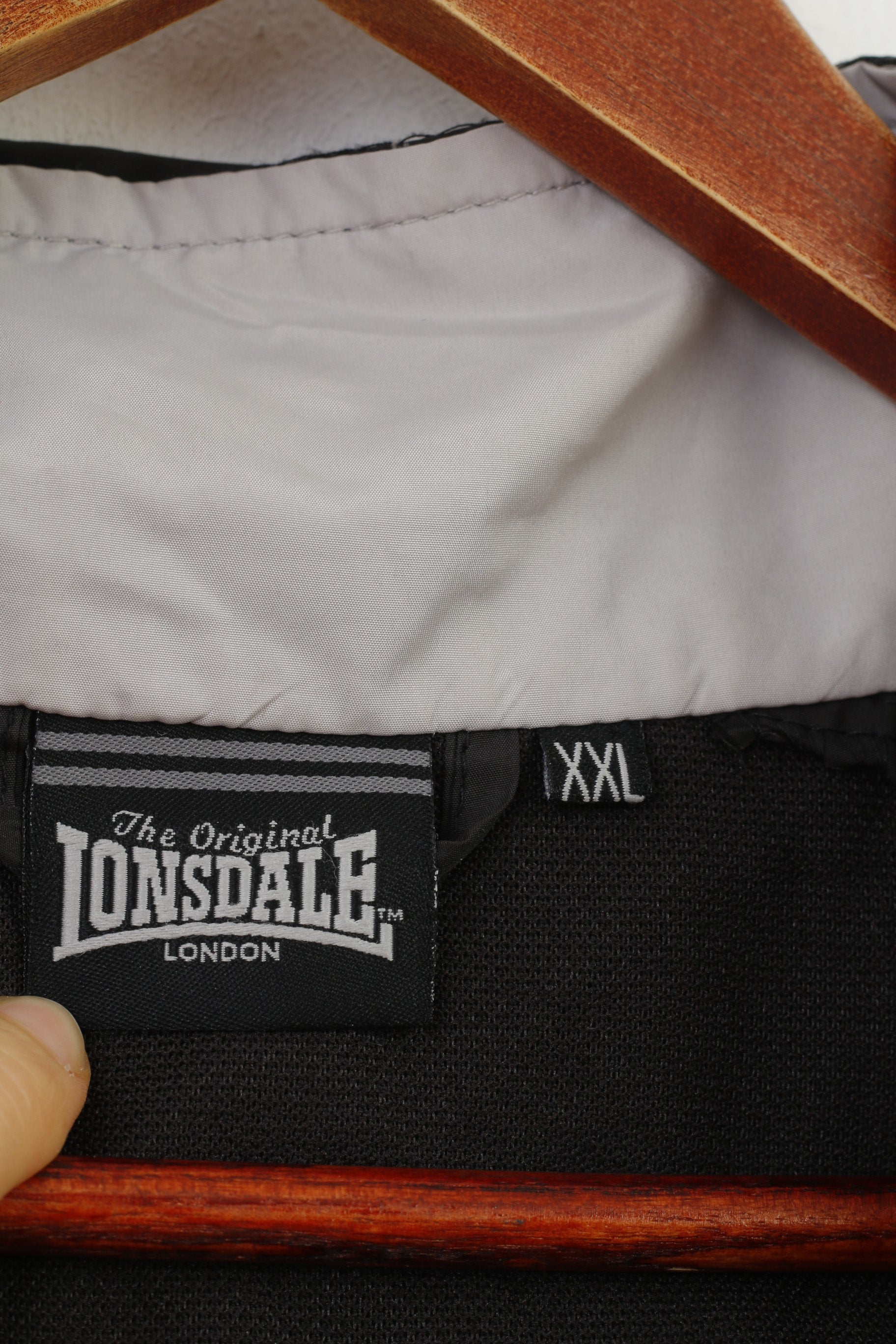 Lonsdale Men XXL Jacket Lightweigt Black Outwear Vintage Full Zipper Top