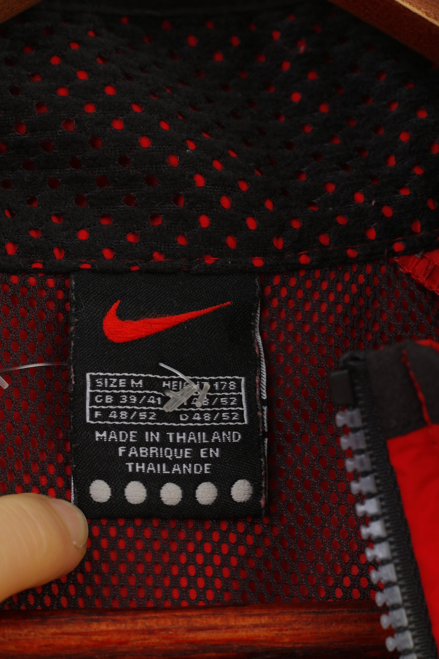 Giacca Nike da uomo 48 L rossa vintage leggera con cerniera intera outwear sportivo