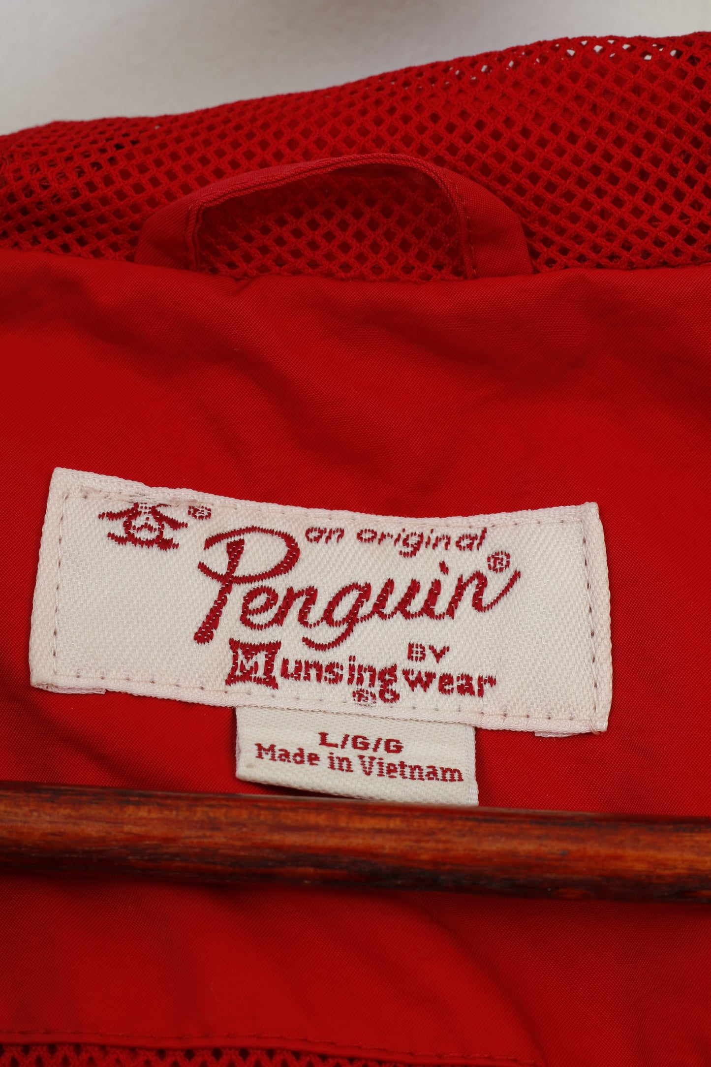 Penguin Men L Jacket Top in nylon rosso con cerniera intera con cappuccio