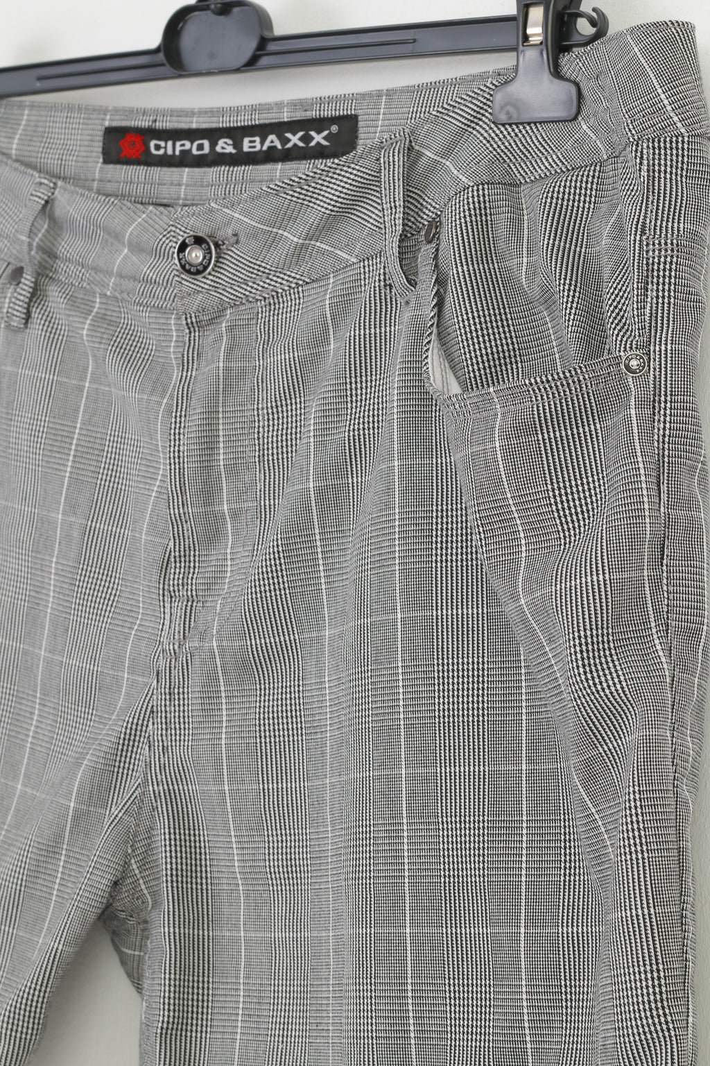 Cipo&amp;Baxx Short d'été à carreaux blanc et noir pour homme 40 34