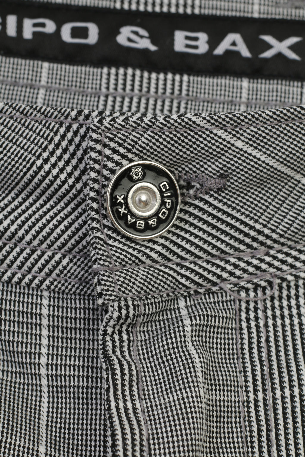 Cipo&amp;Baxx Short d'été à carreaux blanc et noir pour homme 40 34