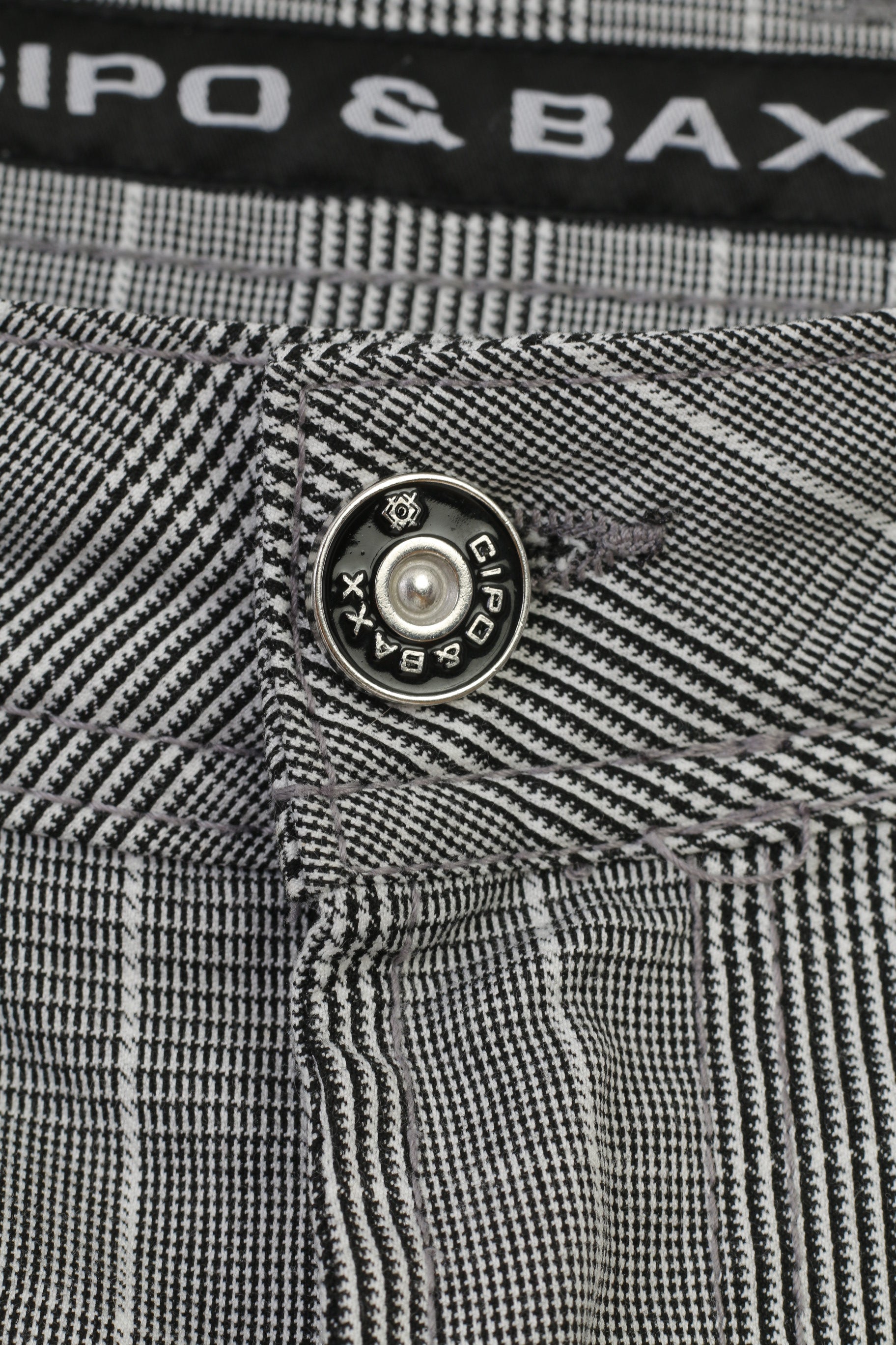 Cipo&amp;Baxx Short d'été à carreaux blanc et noir pour homme 40 34