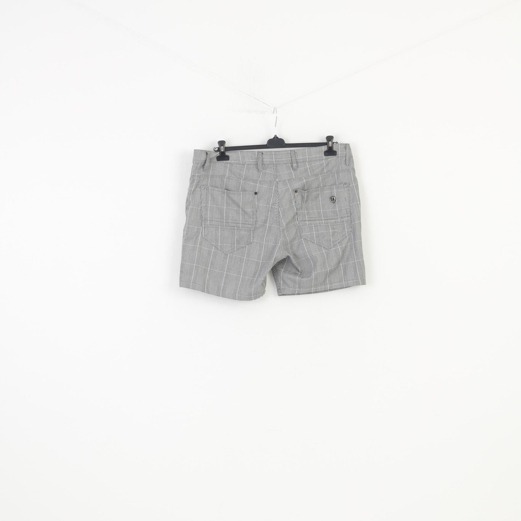 Cipo&amp;Baxx Short d'été à carreaux blanc et noir pour homme 40 34
