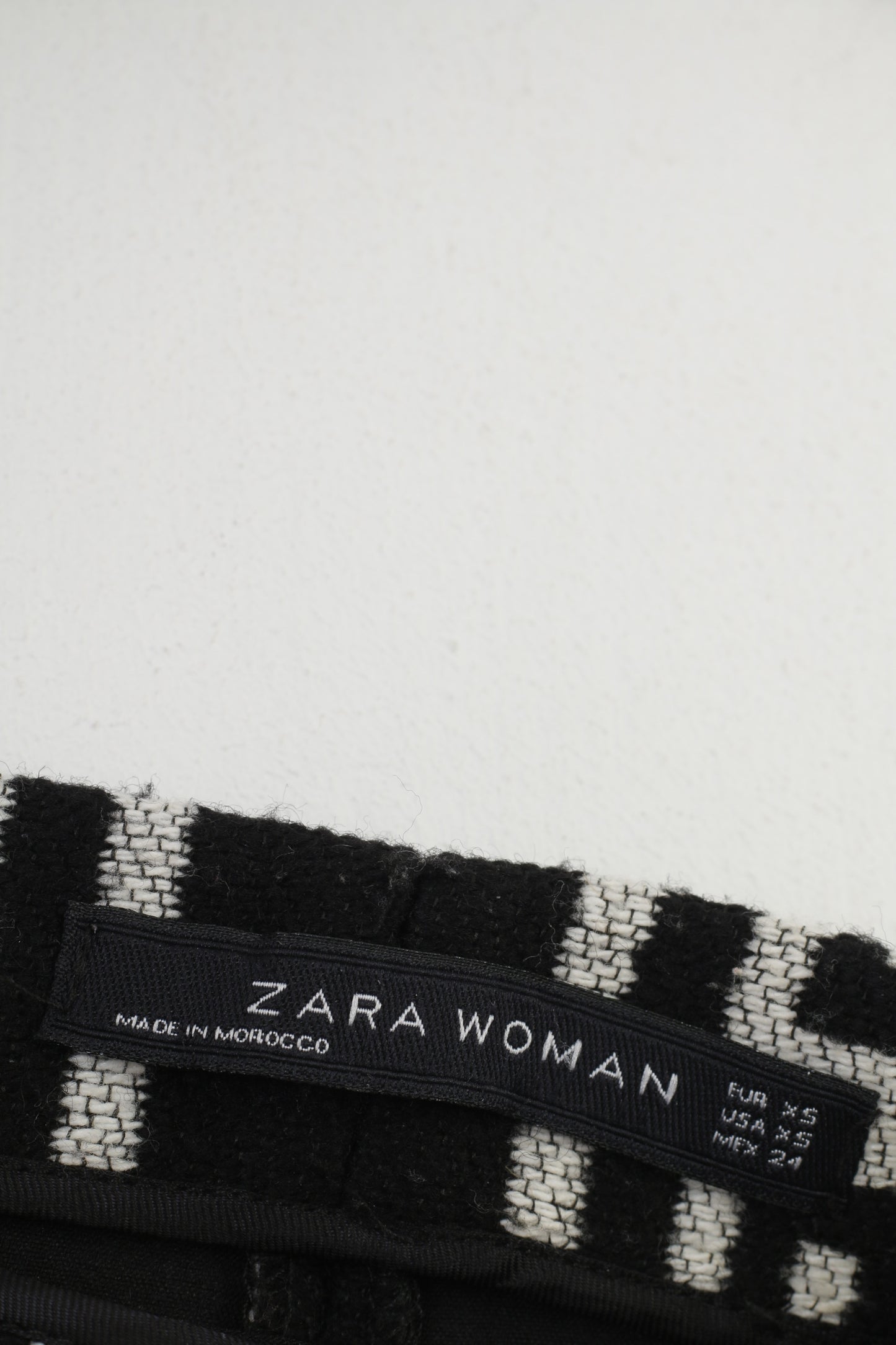Zara Donna XS Gonna geometrica nera bianca corta con mini cerniera
