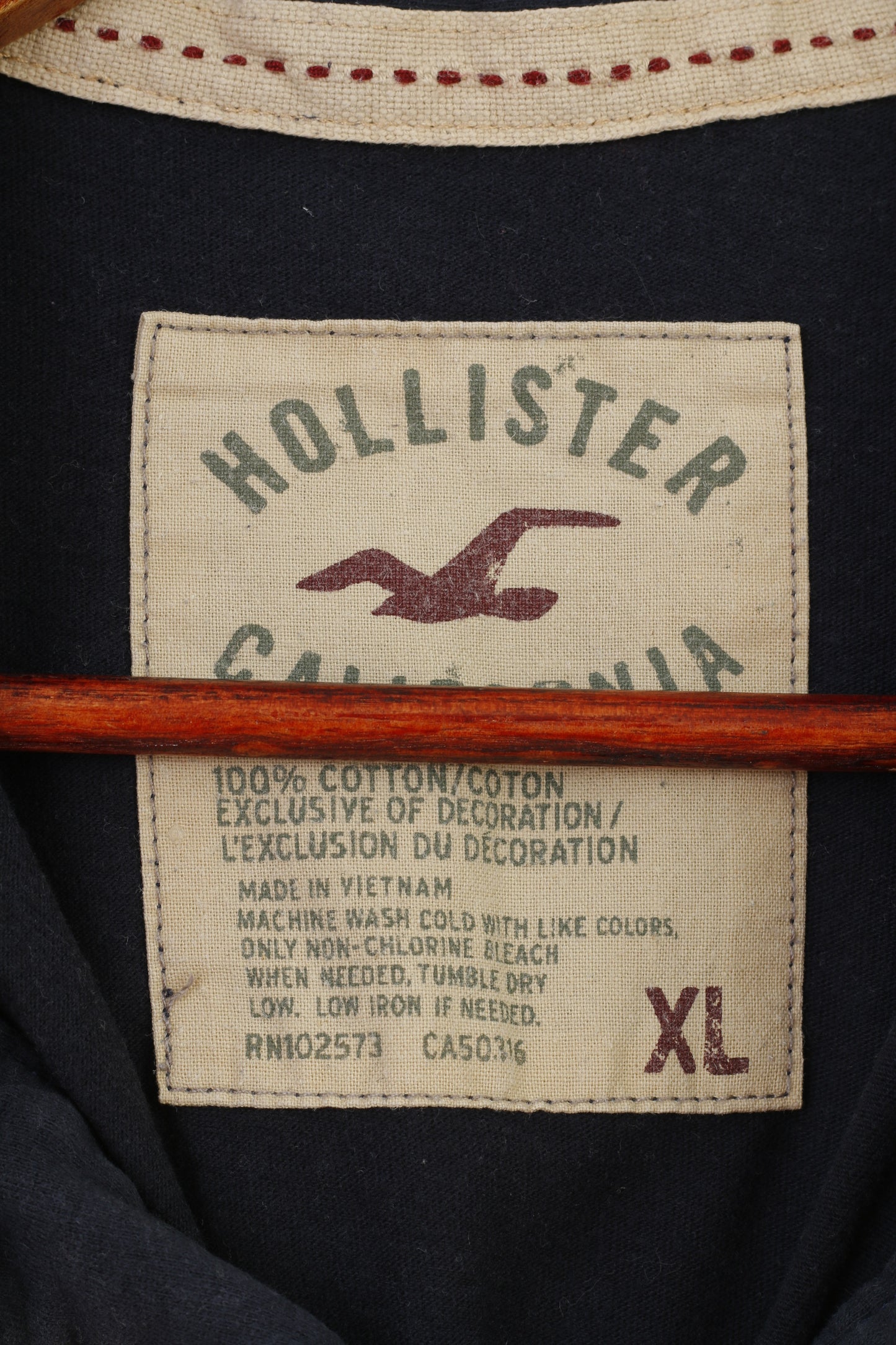 Polo Hollister California da uomo XL L Top a maniche corte con bottoni dettagliati in cotone blu scuro 