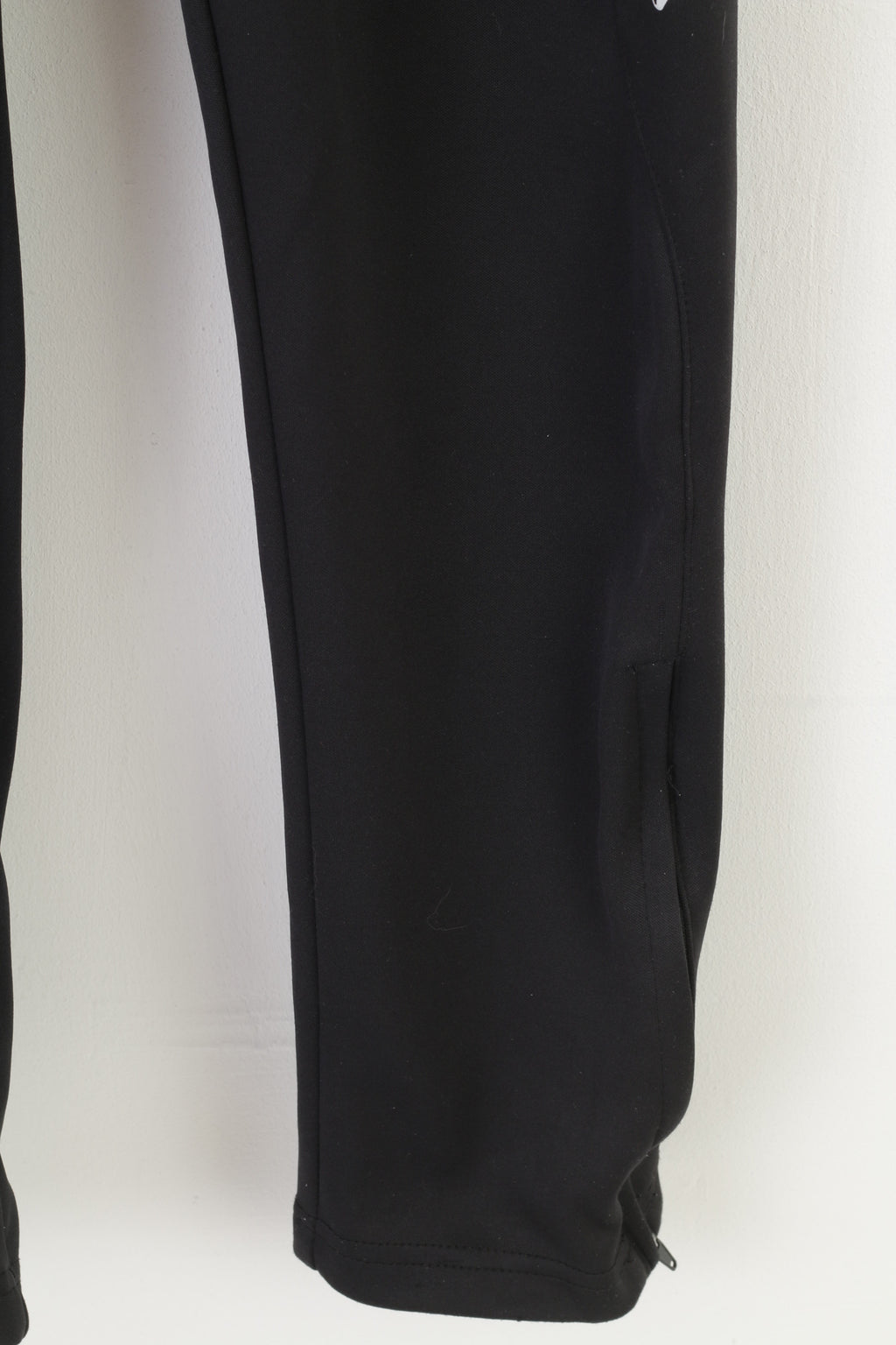 Umbro Pantalon de survêtement pour garçon S 10 ans Noir Sports Training Football TUIL Pantalon actif