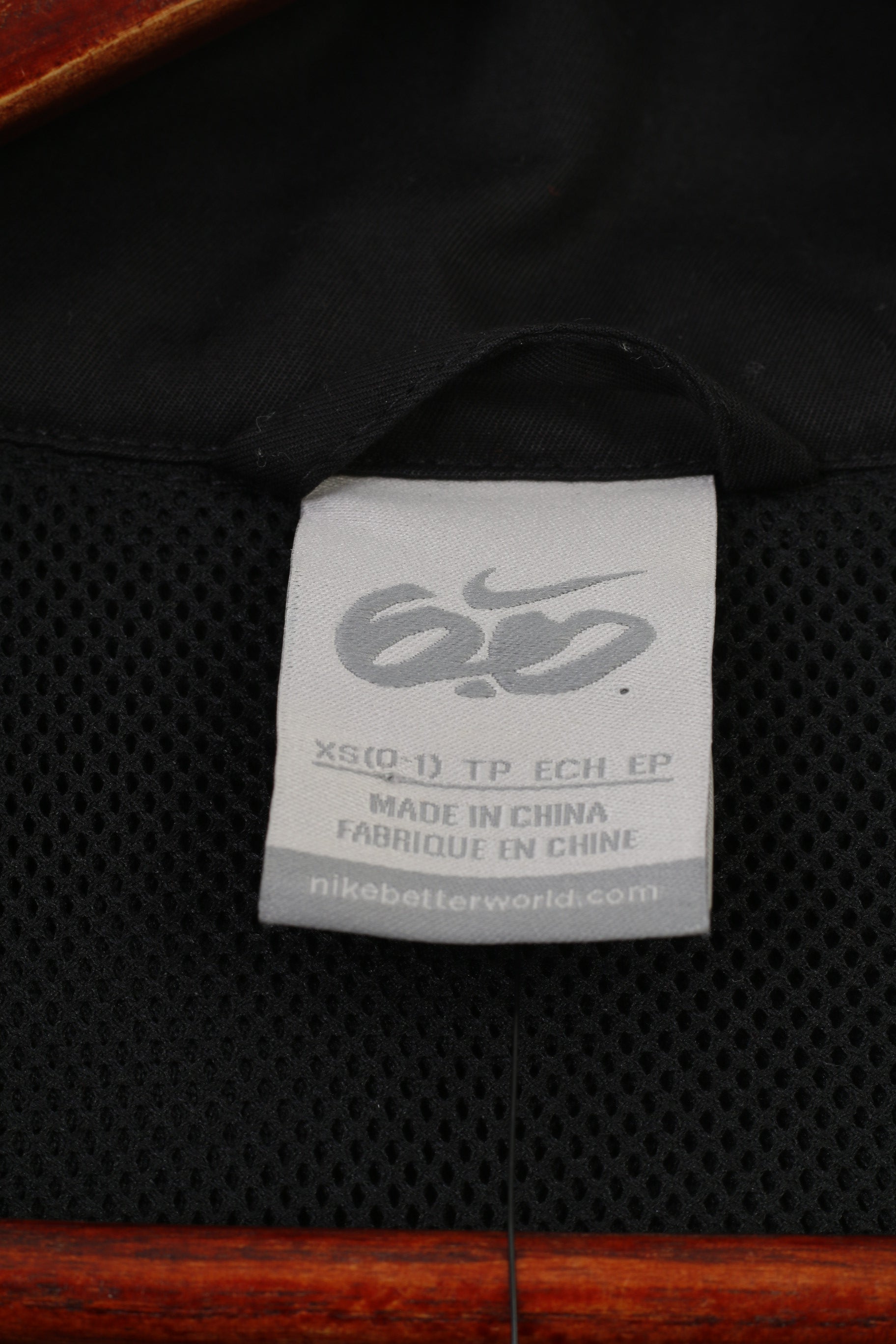 NEW Nike Woman XS Jacket Black Full Double Zipper Cotton Retractable Hood Breathable Top