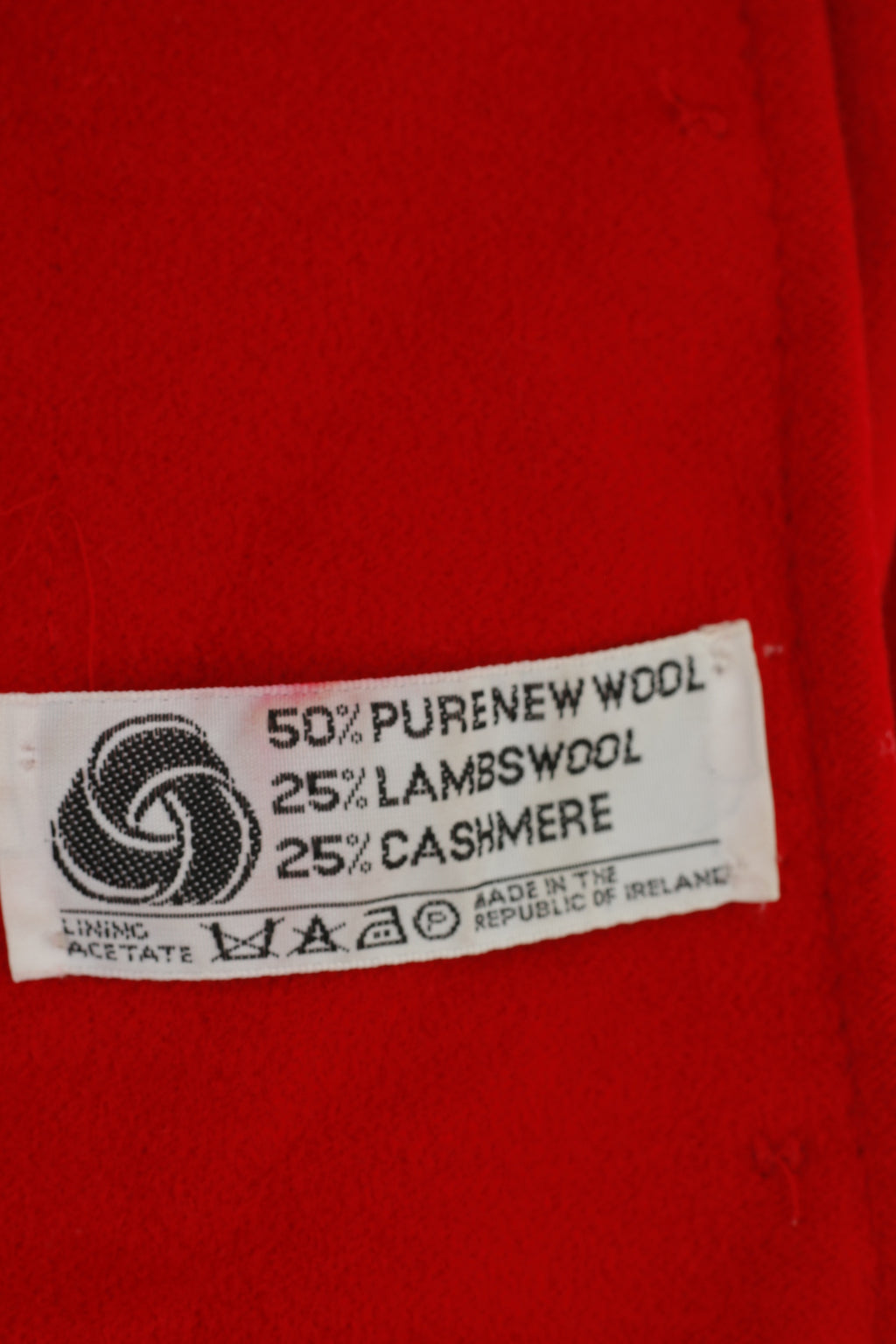 Giacca Hourihan donna 12 L di Jimmy Hourihan di Dublino Fondo rosso vintage con spalline e top in lana