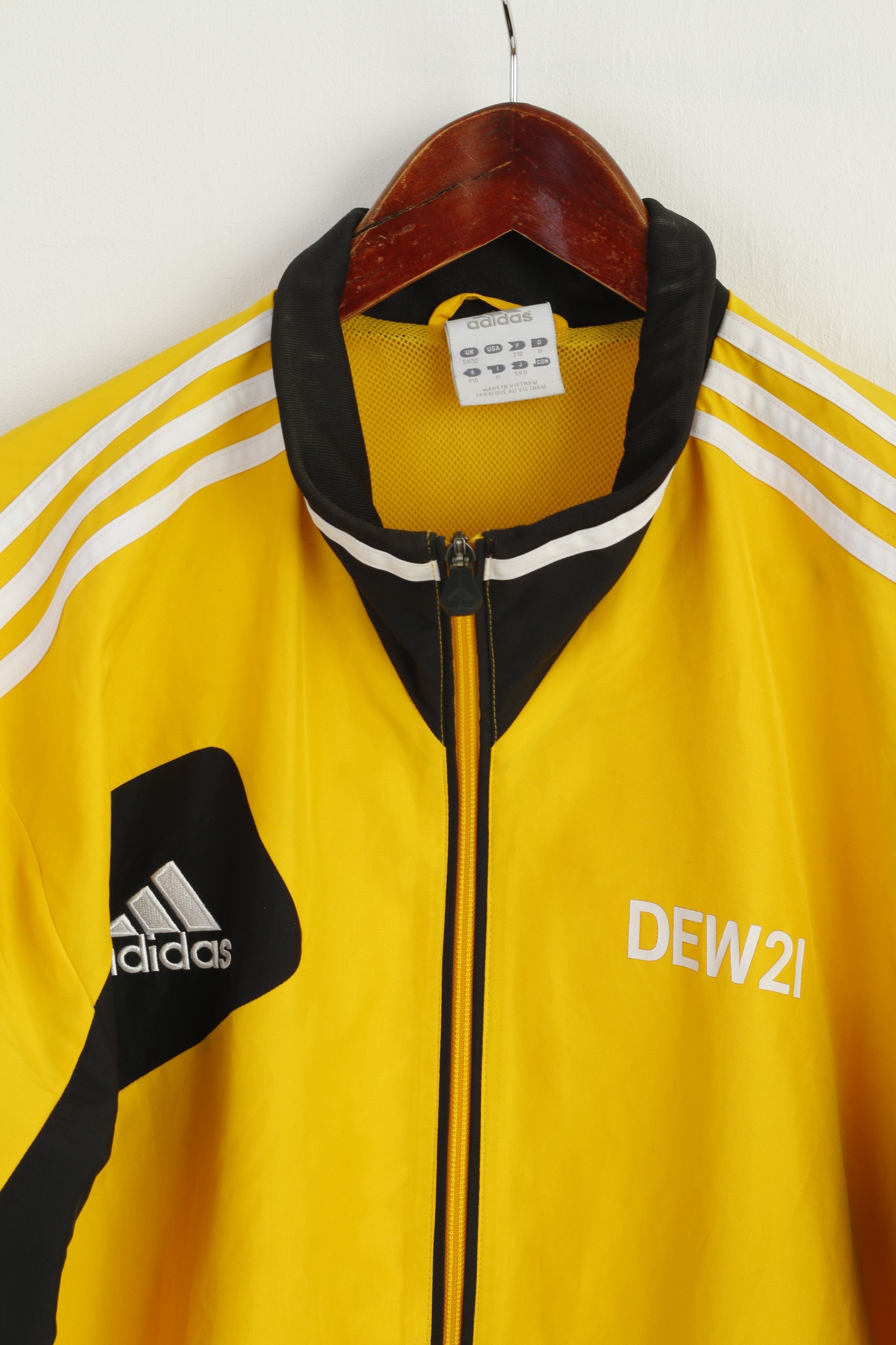 Adidas Men 50/52 XL Jacket Yellow Dortmund #29 Sportswer Football Zip Up Top