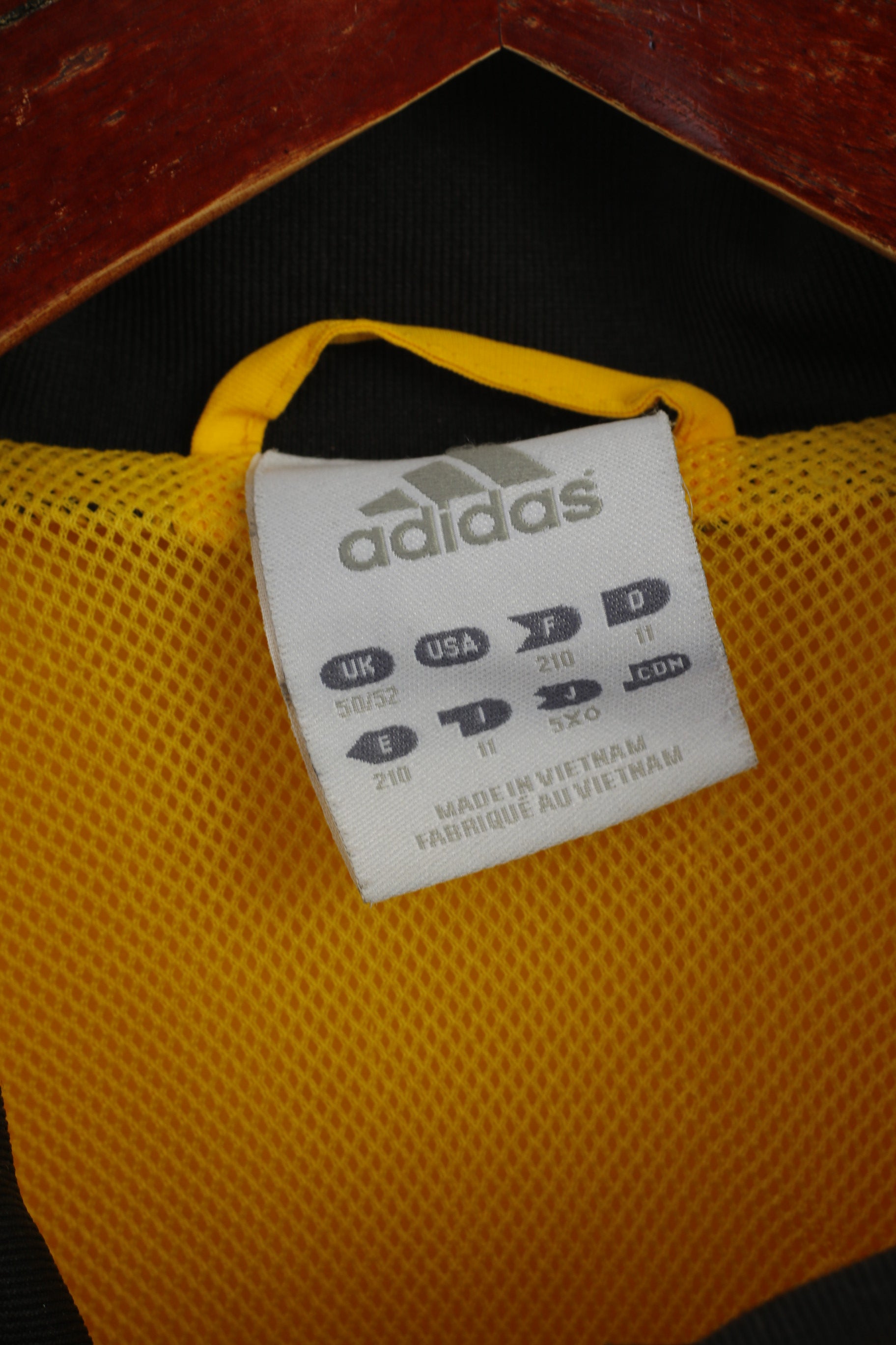 Adidas Men 50/52 XL Jacket Yellow Dortmund #29 Sportswer Football Zip Up Top