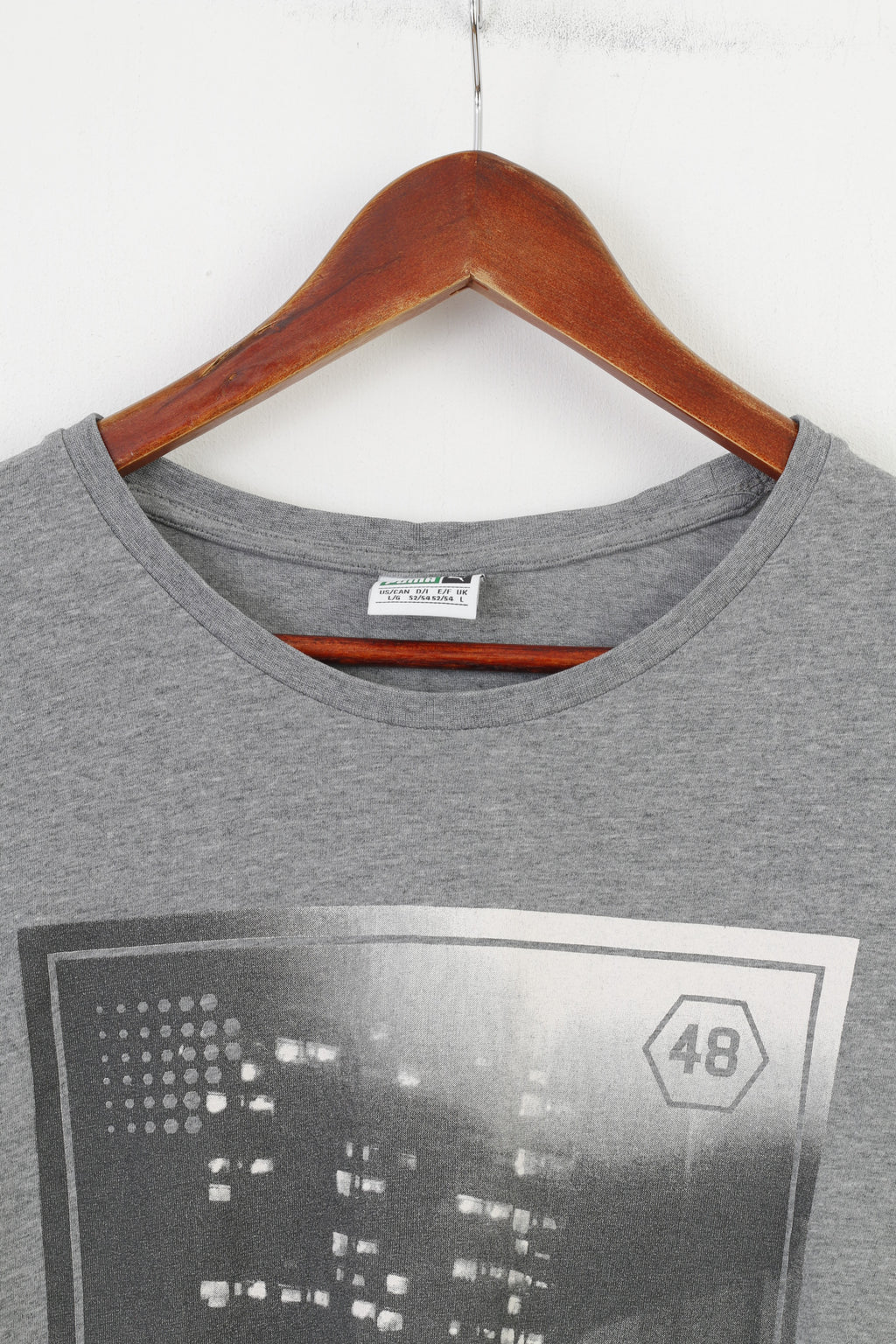 T-shirt Puma da uomo L. Top girocollo sportivo in cotone grigio con grafica grafica