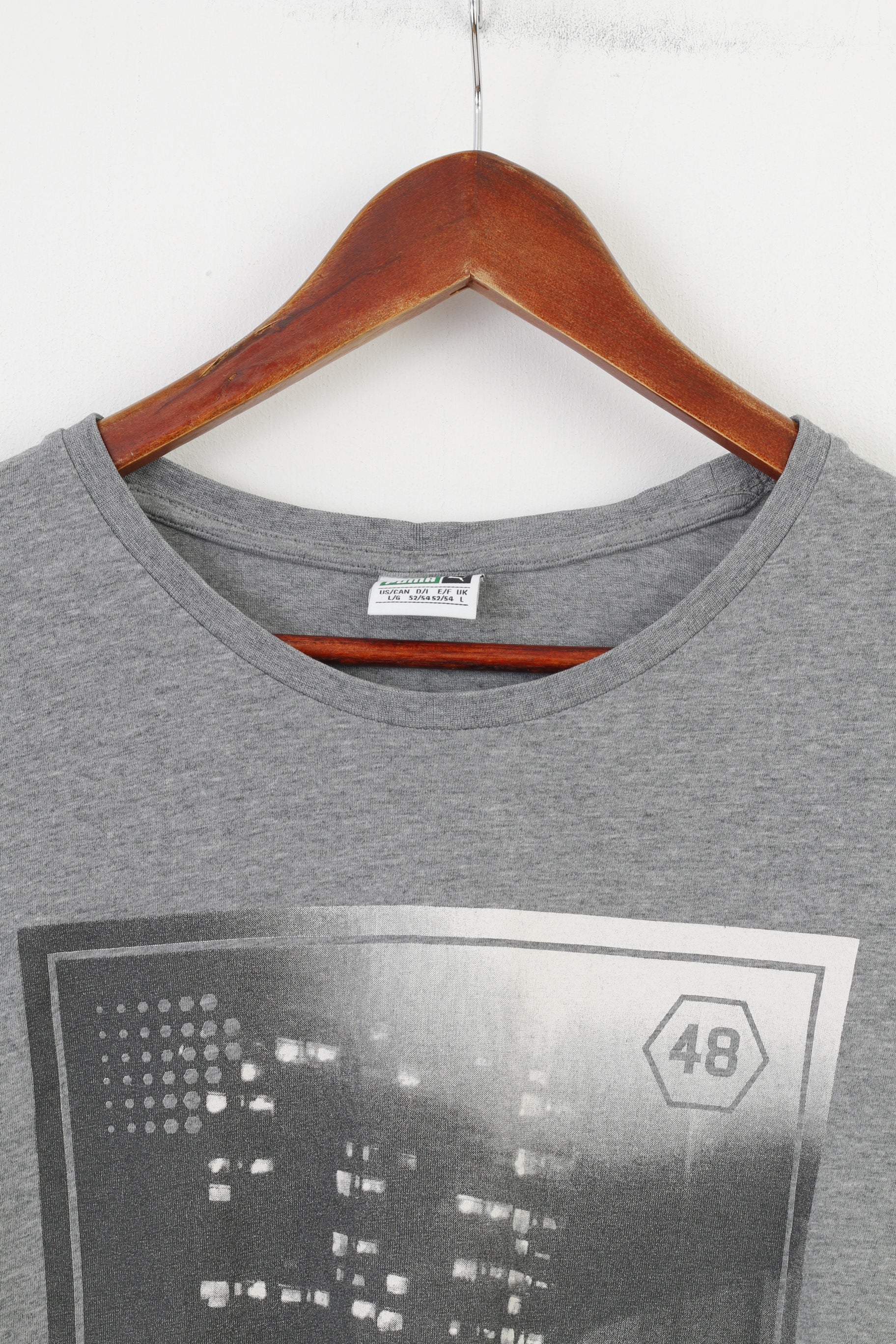 T-shirt Puma da uomo L. Top girocollo sportivo in cotone grigio con grafica grafica