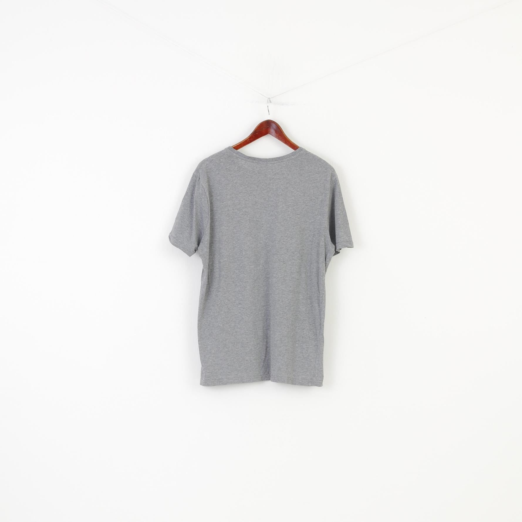 T-shirt Puma da uomo L. Top girocollo sportivo in cotone grigio con grafica grafica