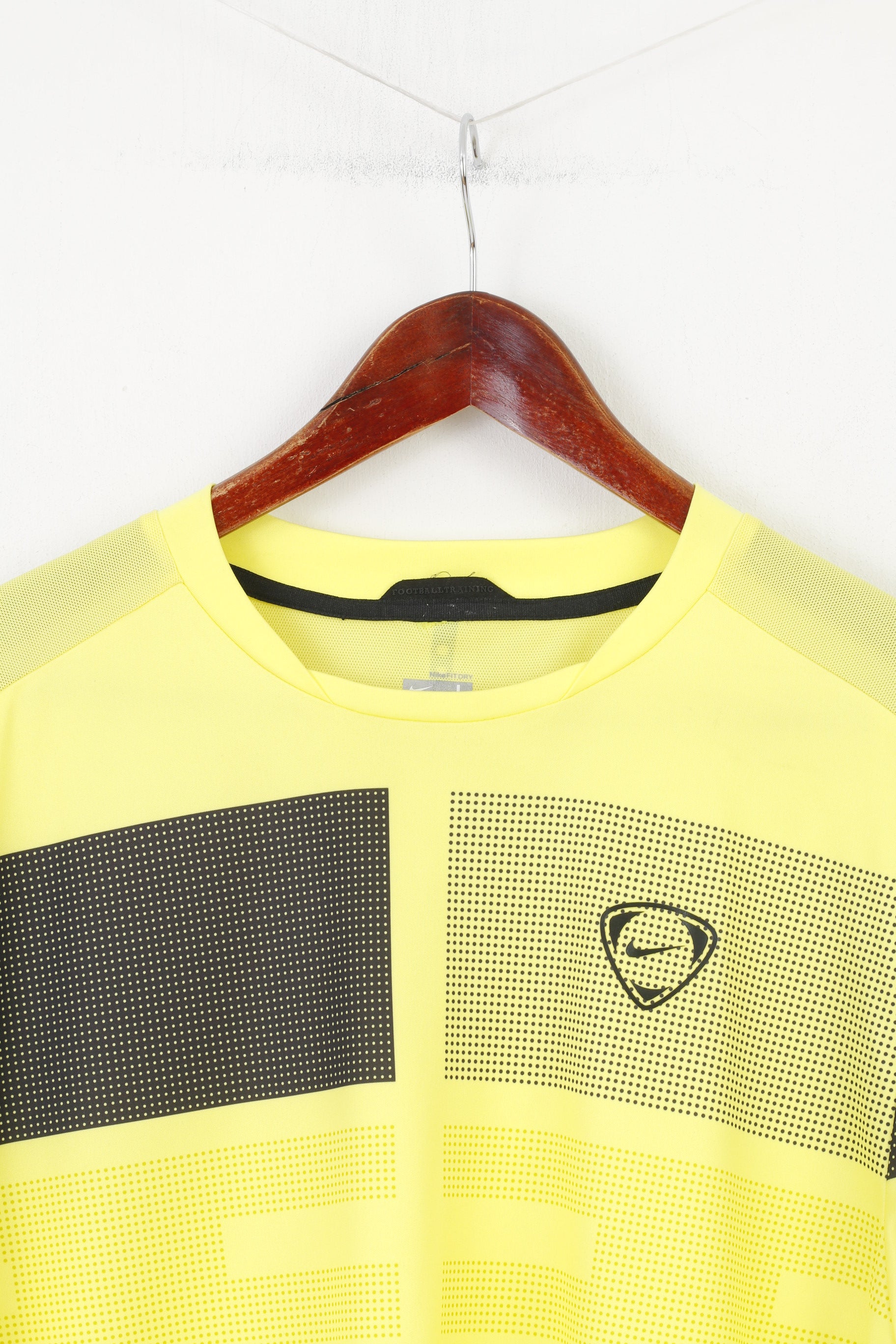 Nike Men L Shirt Yellow Fit Dry Sport Football Jersey Top