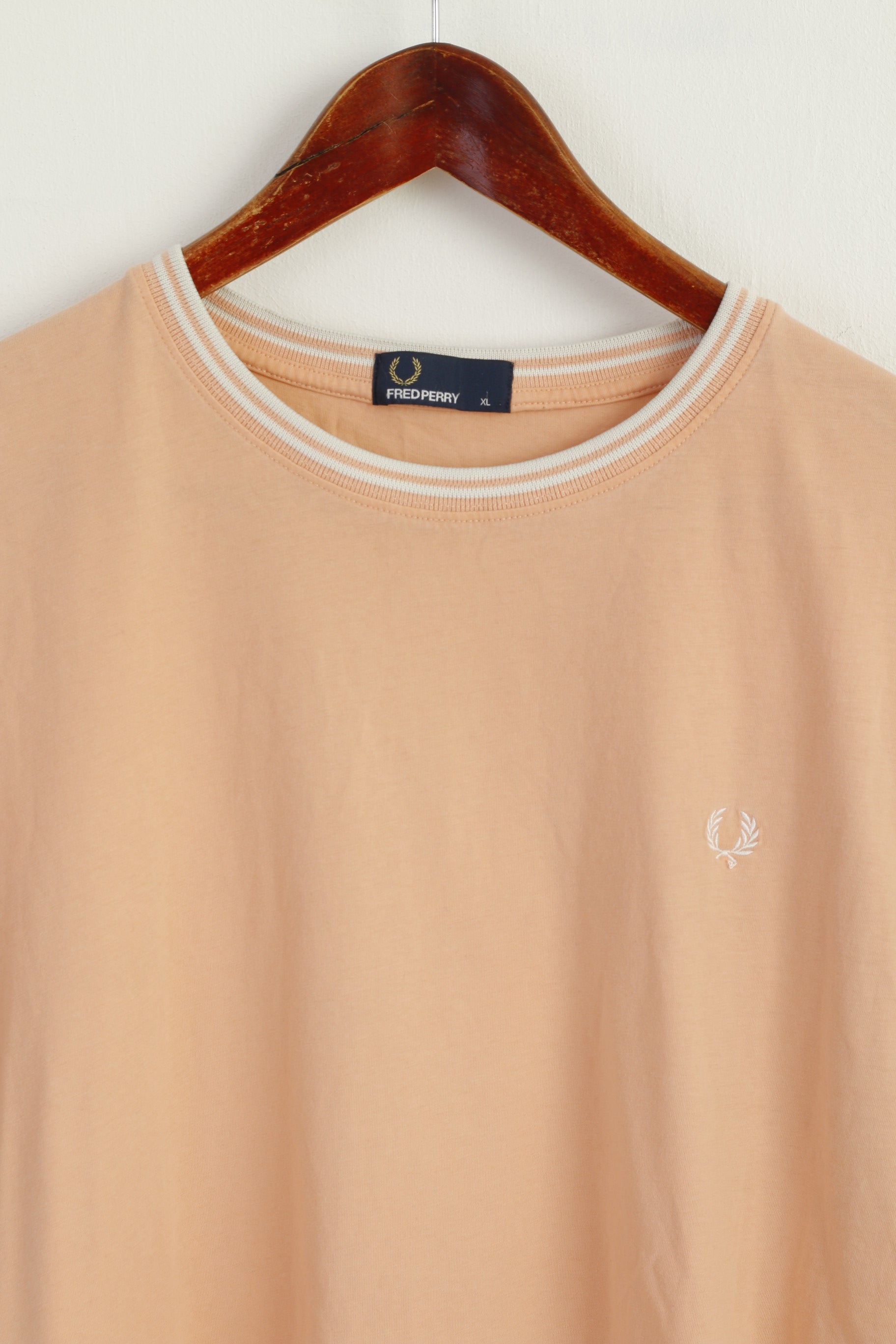 Fred Perry Men L / XL Shirt Peach 100% Cotton Vintage Classic Short Sleeve Top