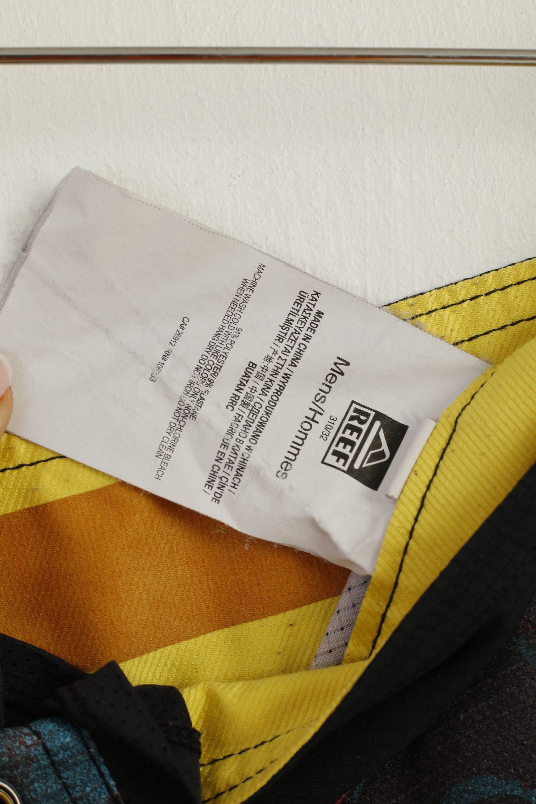 Reef Men 33 Shorts Multicolor Surf Sportswear Summer Bermuda