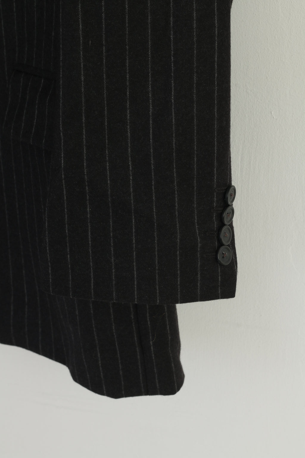 Ermenegildo Zegna Men 44 Blazer Charcoal Striped Wool Woven in Italy Vintage Jacket