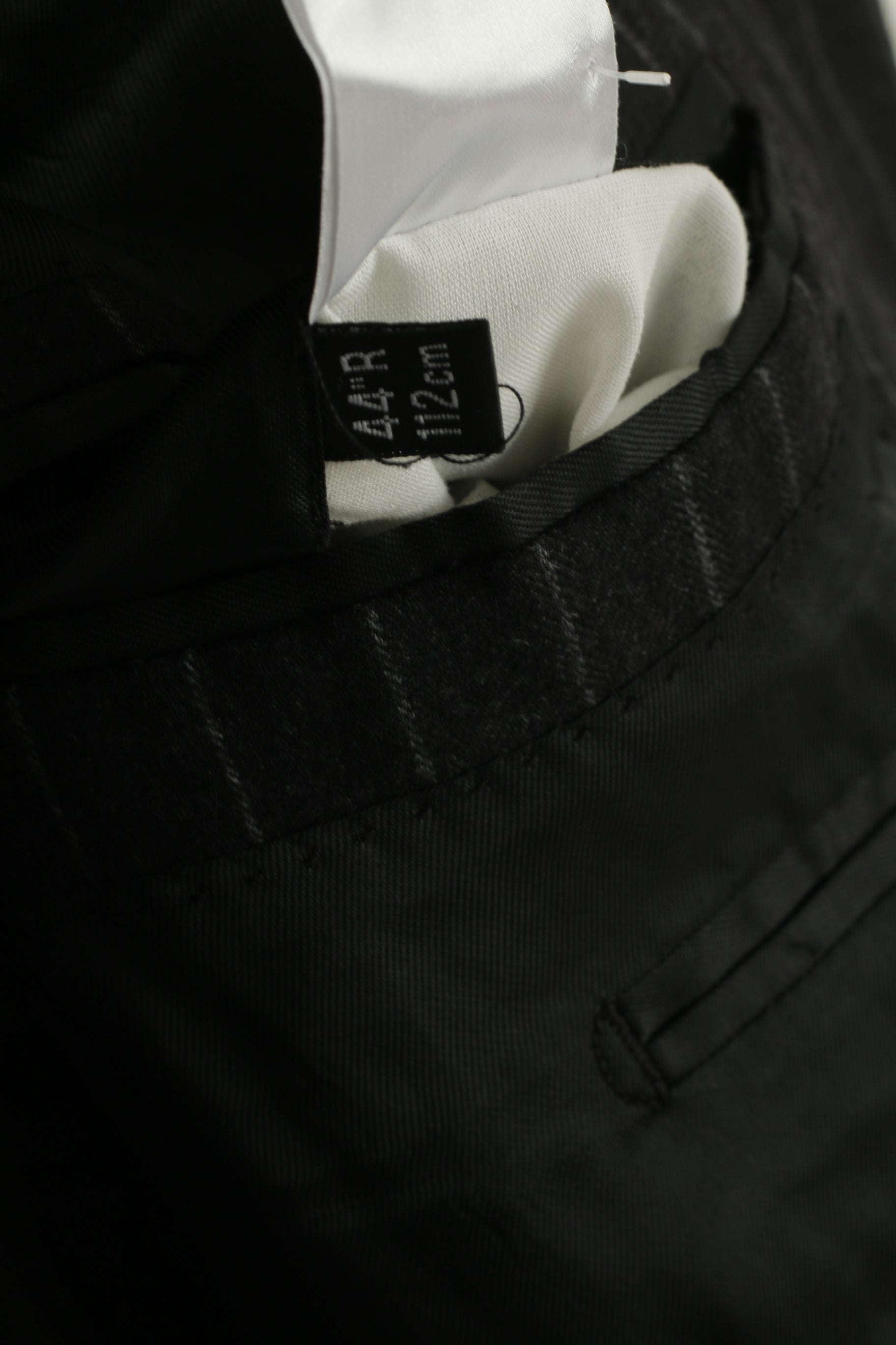 Ermenegildo Zegna Men 44 Blazer Charcoal Striped Wool Woven in Italy Vintage Jacket