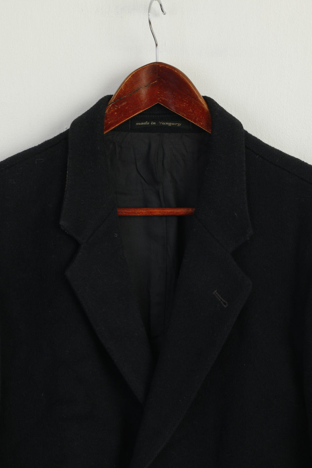 Burton Men M Coat Black Wool Cashmere Blend Vintage Made in Hungary Classic Top