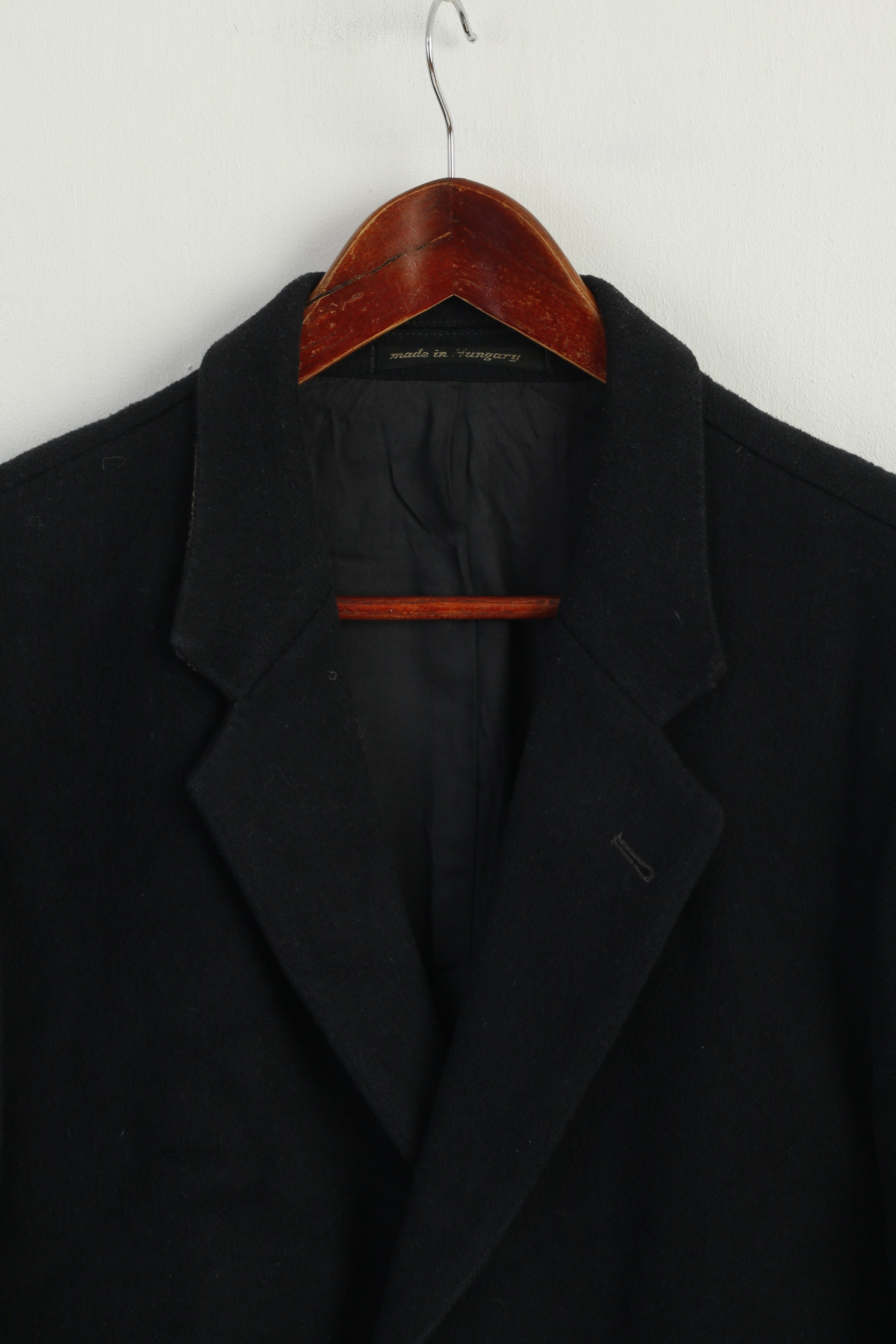 Burton Men M Coat Black Wool Cashmere Blend Vintage Made in Hungary Classic Top