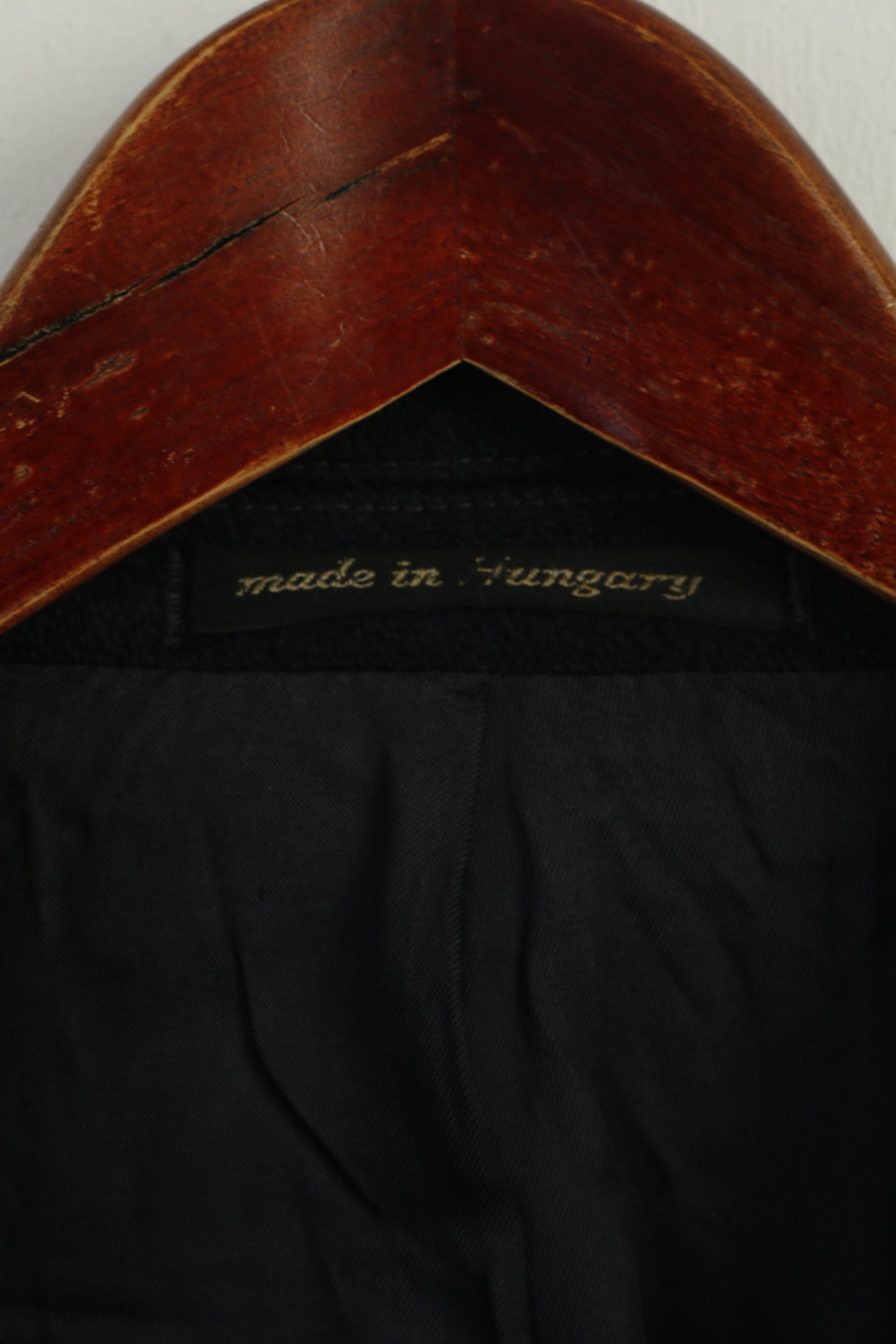 Burton Men M Coat Black Wool Cashmere Blend Vintage Made in Hungary Classic Top