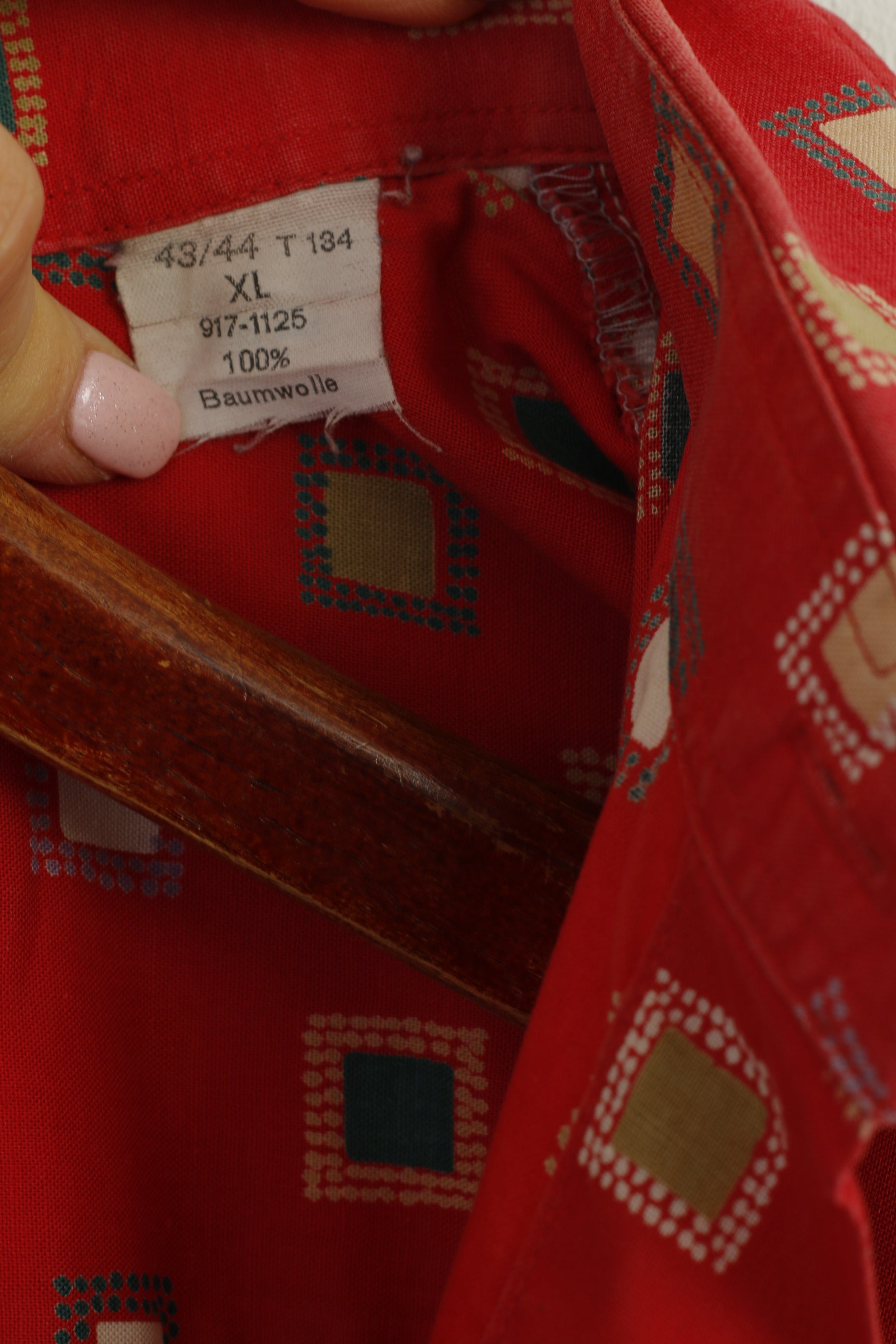 Jean Jaunbert Men XL (L) Casual Shirt Red Cotton Vintage Cubes Print Retro Top