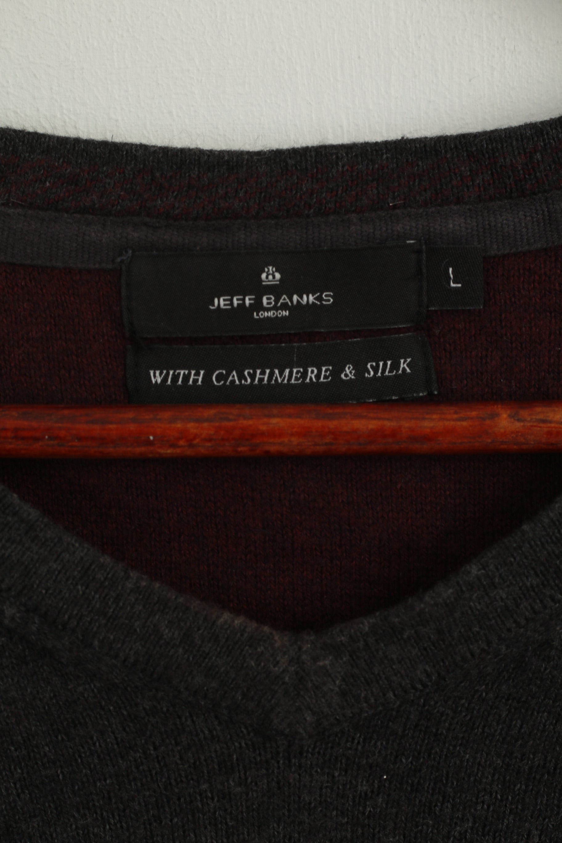 Jeff Banks Men L (M) Jumper Gray Cotton V Neck Stretch Light Classic Sweater