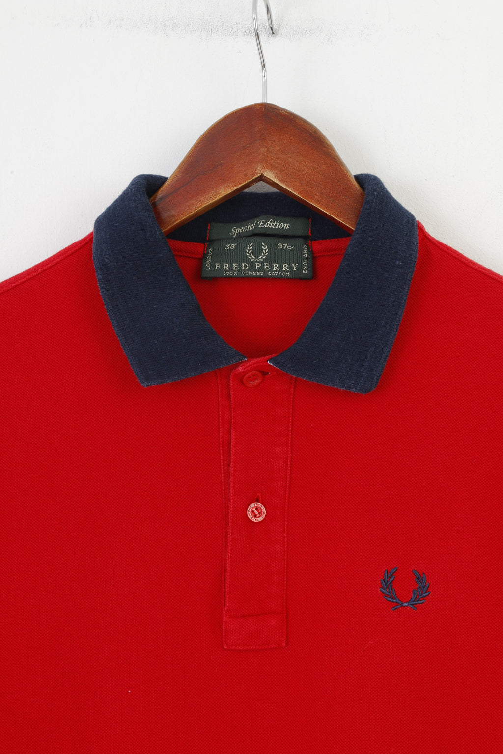 Fred Perry Men 38 (M) Polo Shirt Red Short Sleeve Special Edition Cotton Collar England Top