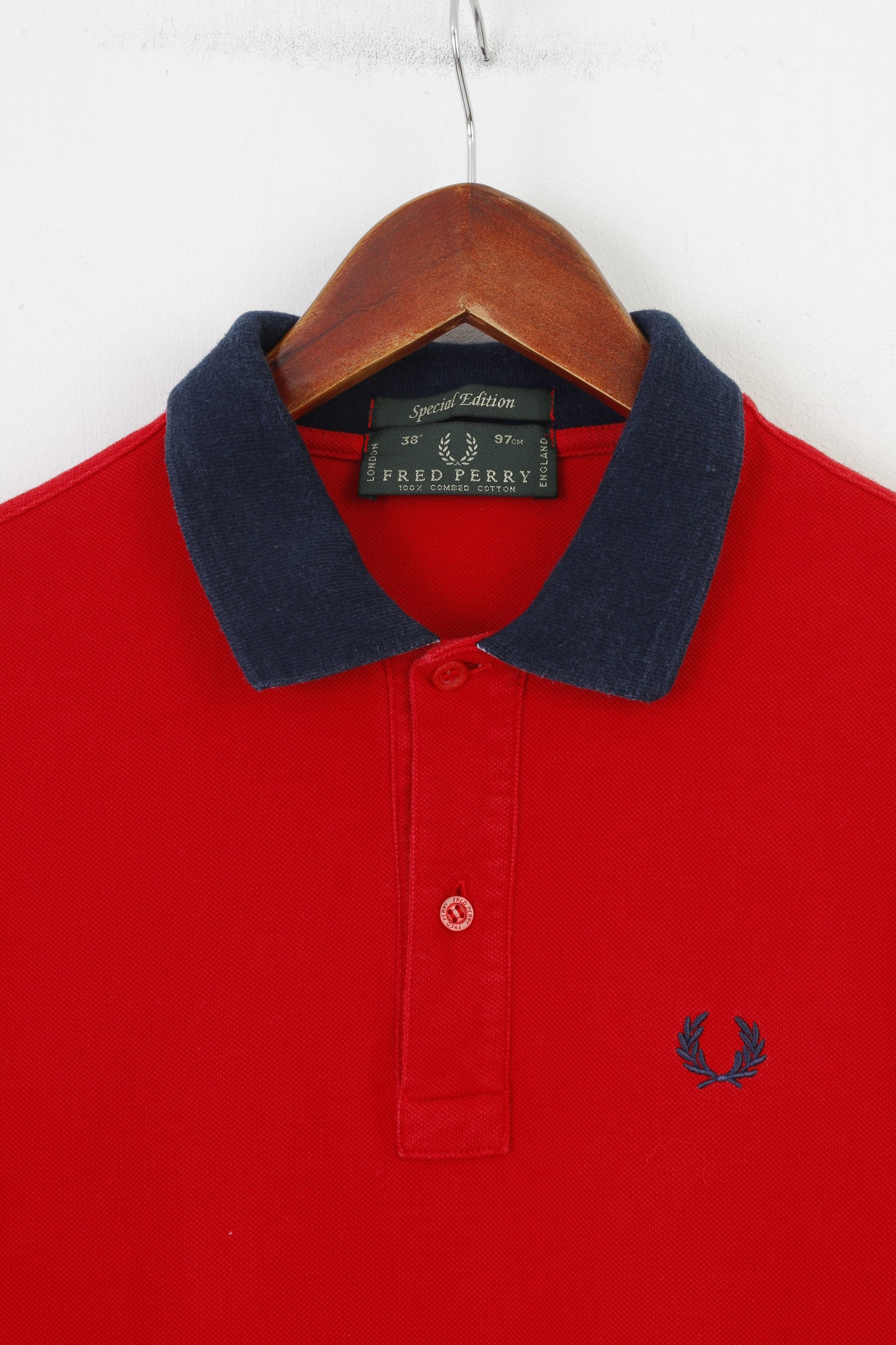 Fred Perry Hommes 38 (M) Polo Rouge Manches Courtes Édition Spéciale Col En Coton Angleterre Haut