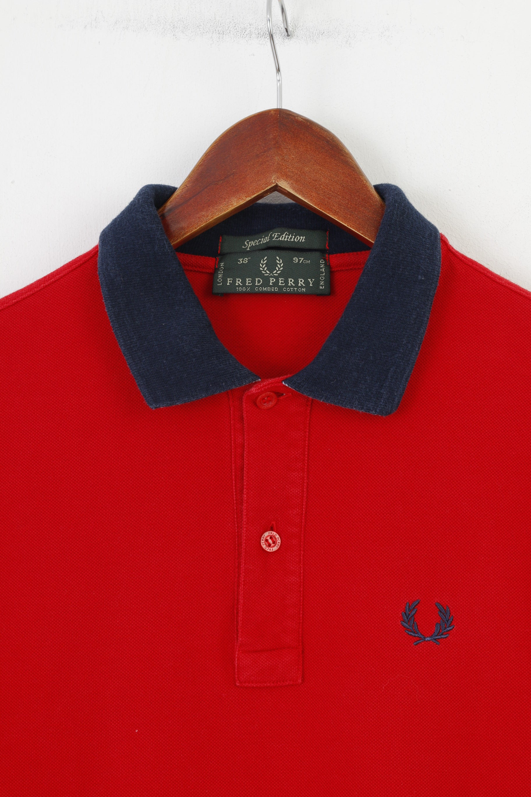 Fred Perry Men 38 (M) Polo Shirt Red Short Sleeve Special Edition Cotton Collar England Top