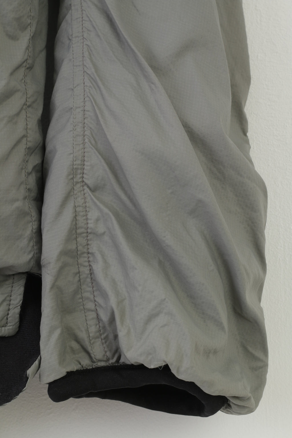 Berghaus Homme L Veste Zip Neck Gris Nylon Polaire Col Intérieur Sport Vintage Top