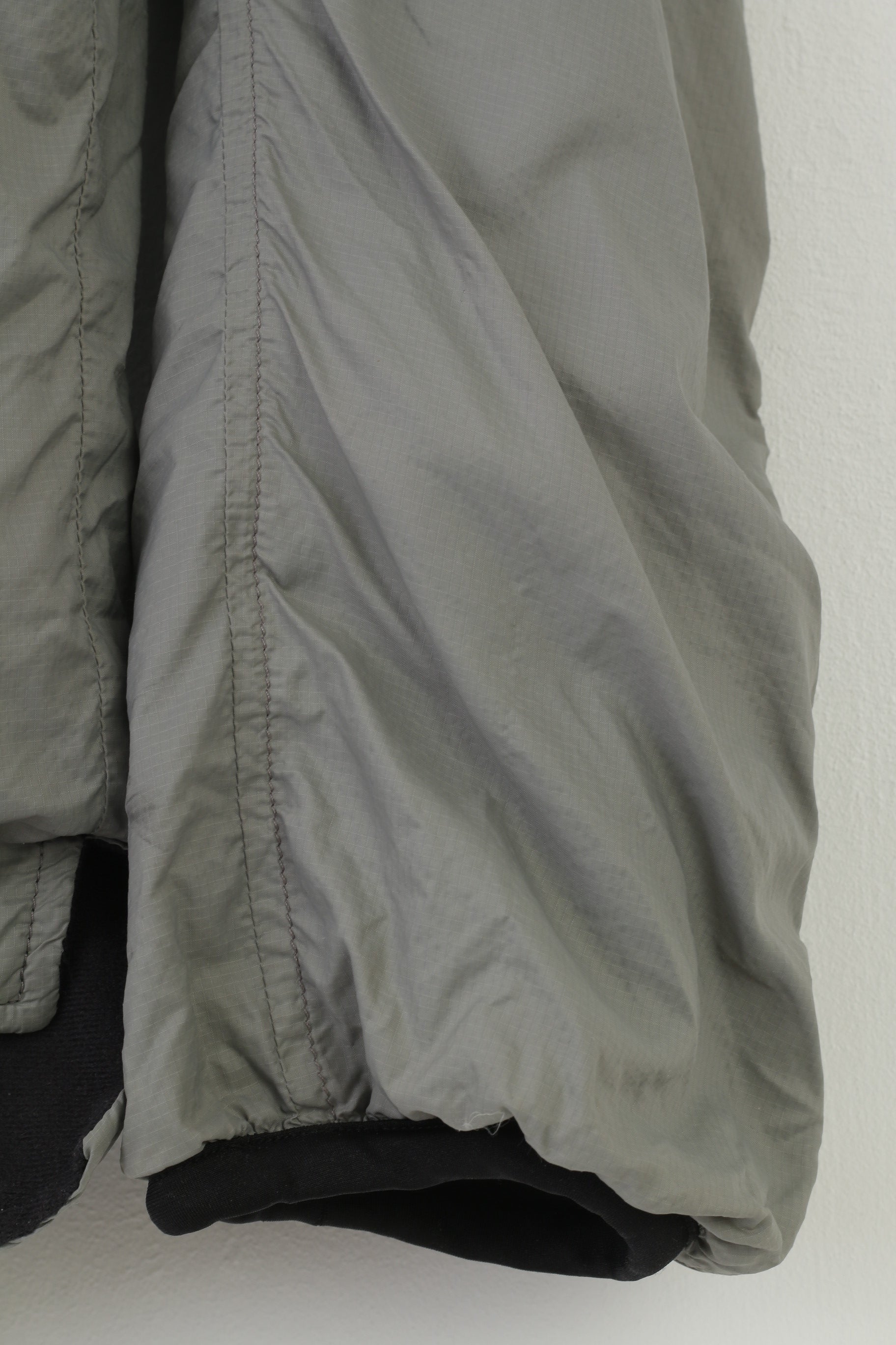 Berghaus Homme L Veste Zip Neck Gris Nylon Polaire Col Intérieur Sport Vintage Top
