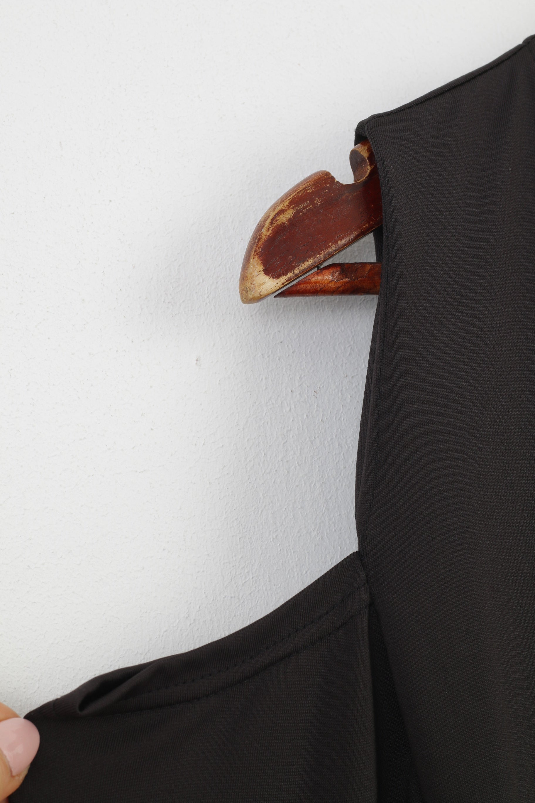 Vintage Woman XXL Shirt Black Sleeveless Shiny Creases Tank Top