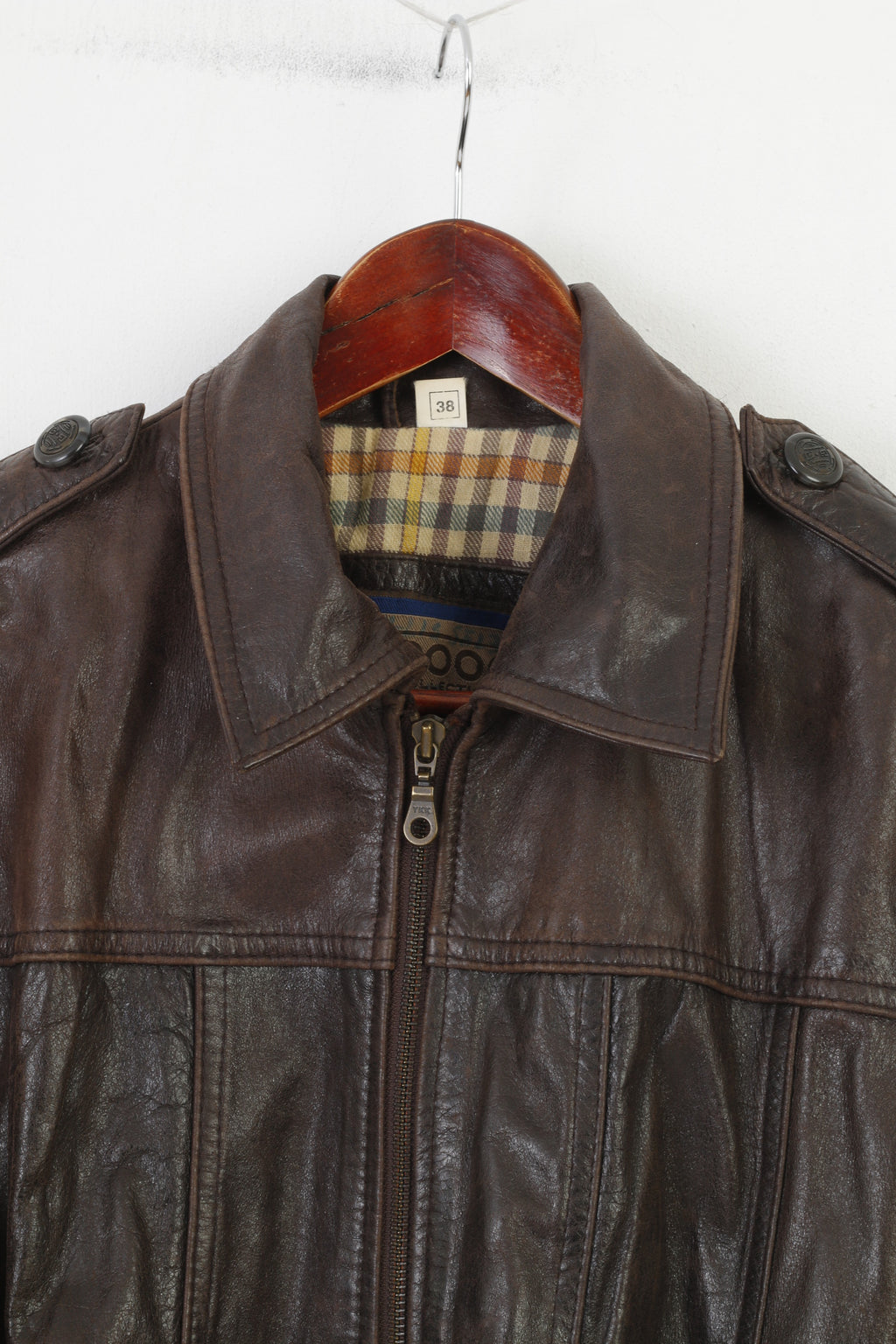 Saki Woman 38 M  Leather Jacket Dark Brown Collar Full Zipper Pockets  Vintage Belt  Top