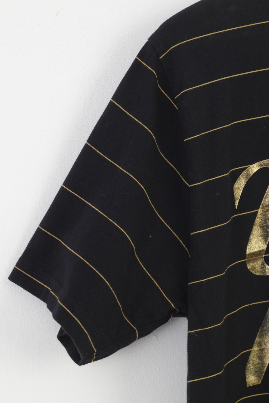Cooperstown Men L T-Shirt Black Cotton Gold Striped New York Majestic Athletic  Yankees Crew Neck Top